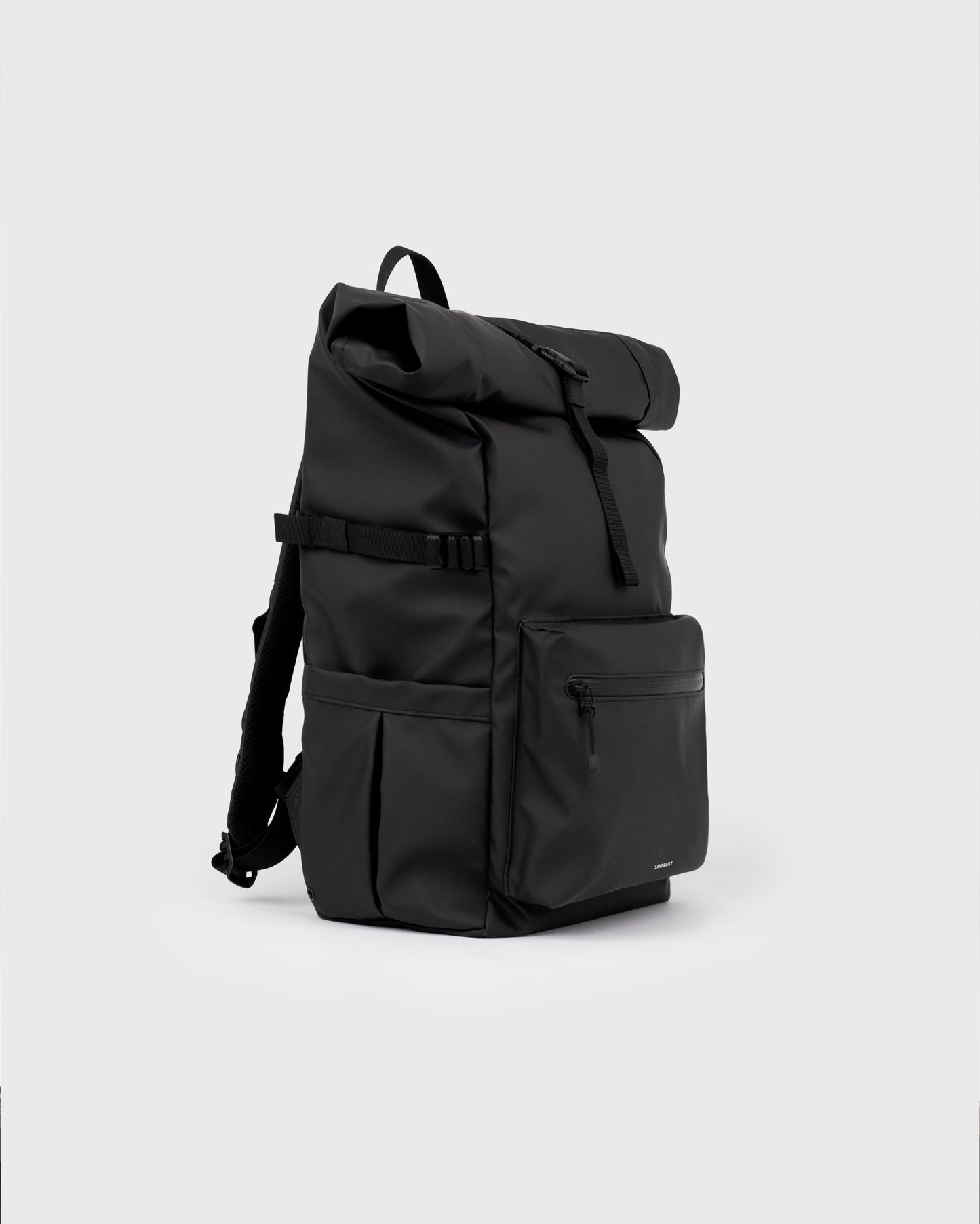 STREAM Rolltop Backpack L black | Bildmaterial bereitgestellt von SHOES.PLEASE.