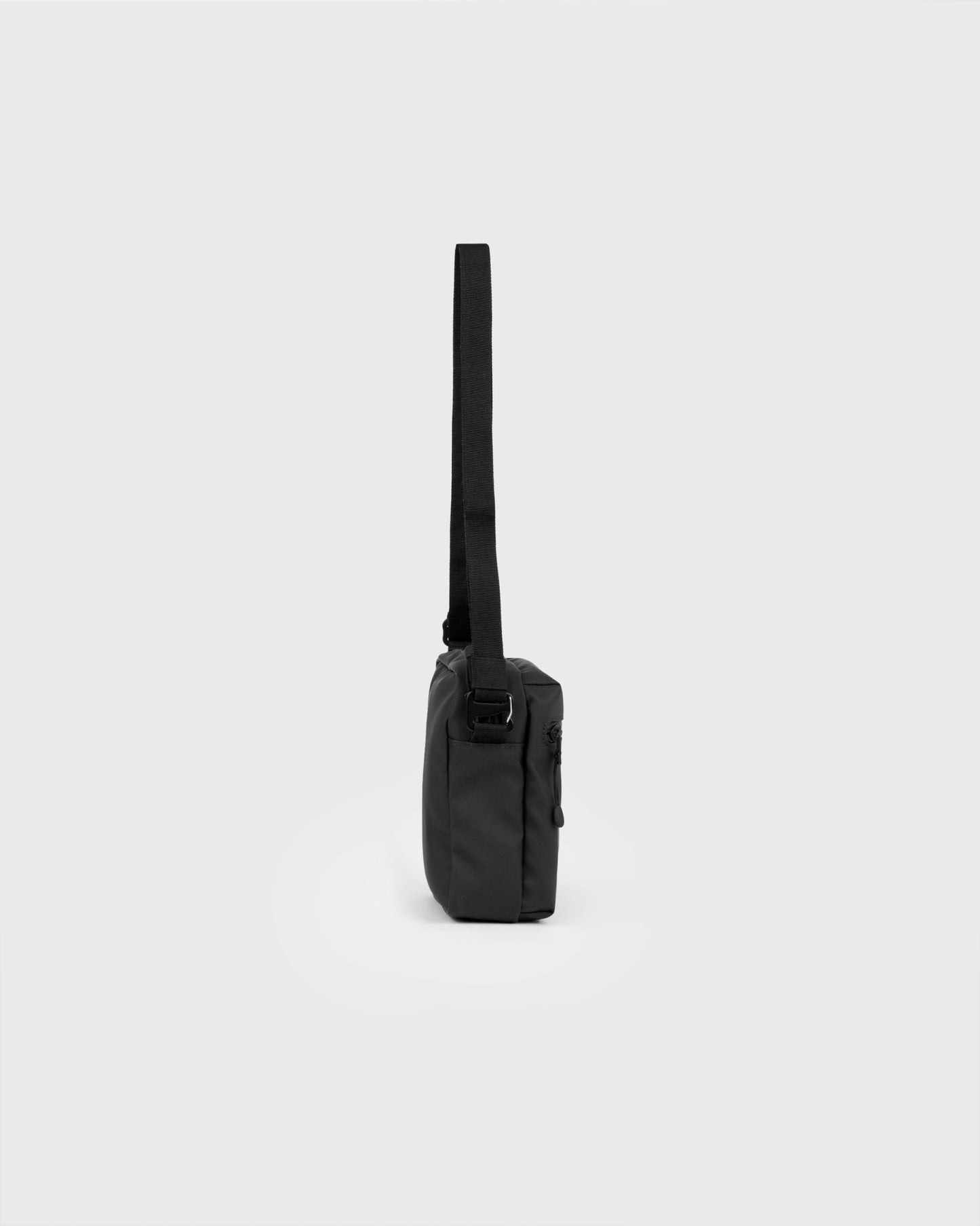 STREAM Shoulder Bag black | Bildmaterial bereitgestellt von SHOES.PLEASE.