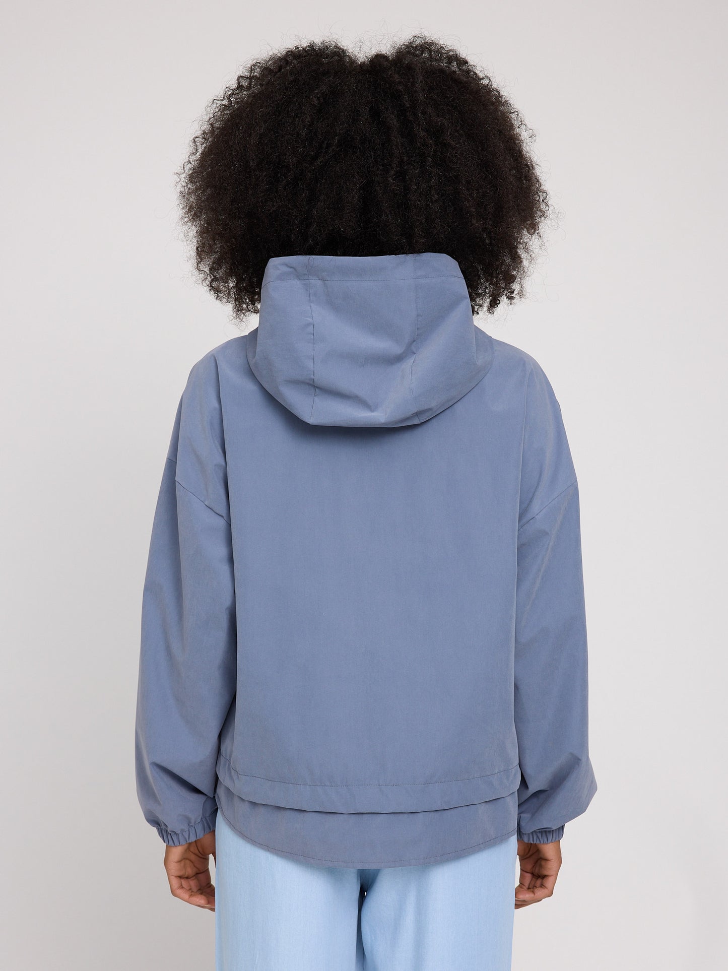 Layer Look Light Jacket slate blue | Bildmaterial bereitgestellt von SHOES.PLEASE.