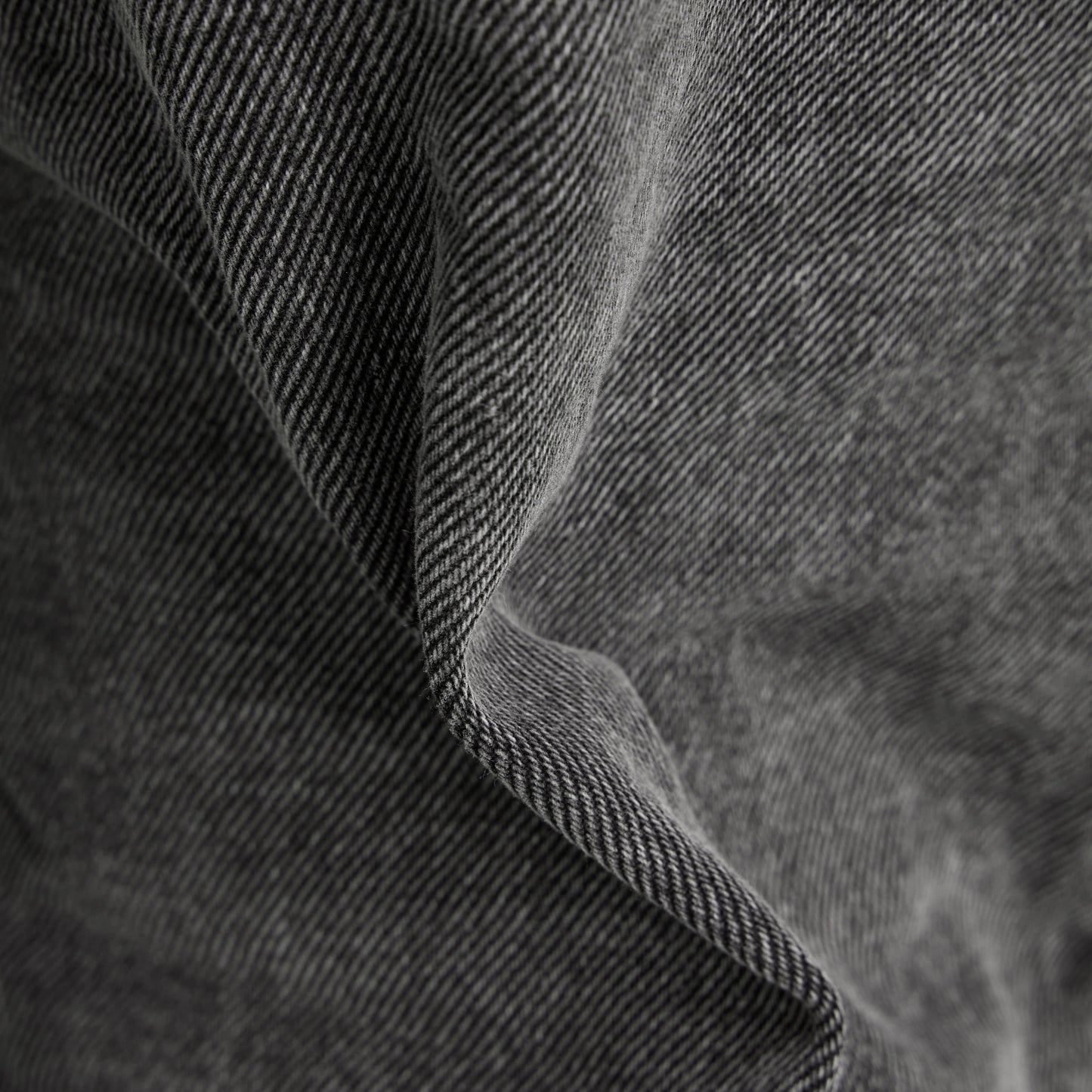 Type 89 Loose worn in tin | Bildmaterial bereitgestellt von SHOES.PLEASE.