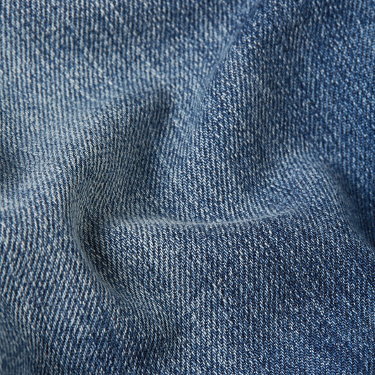 3301 Short medium aged