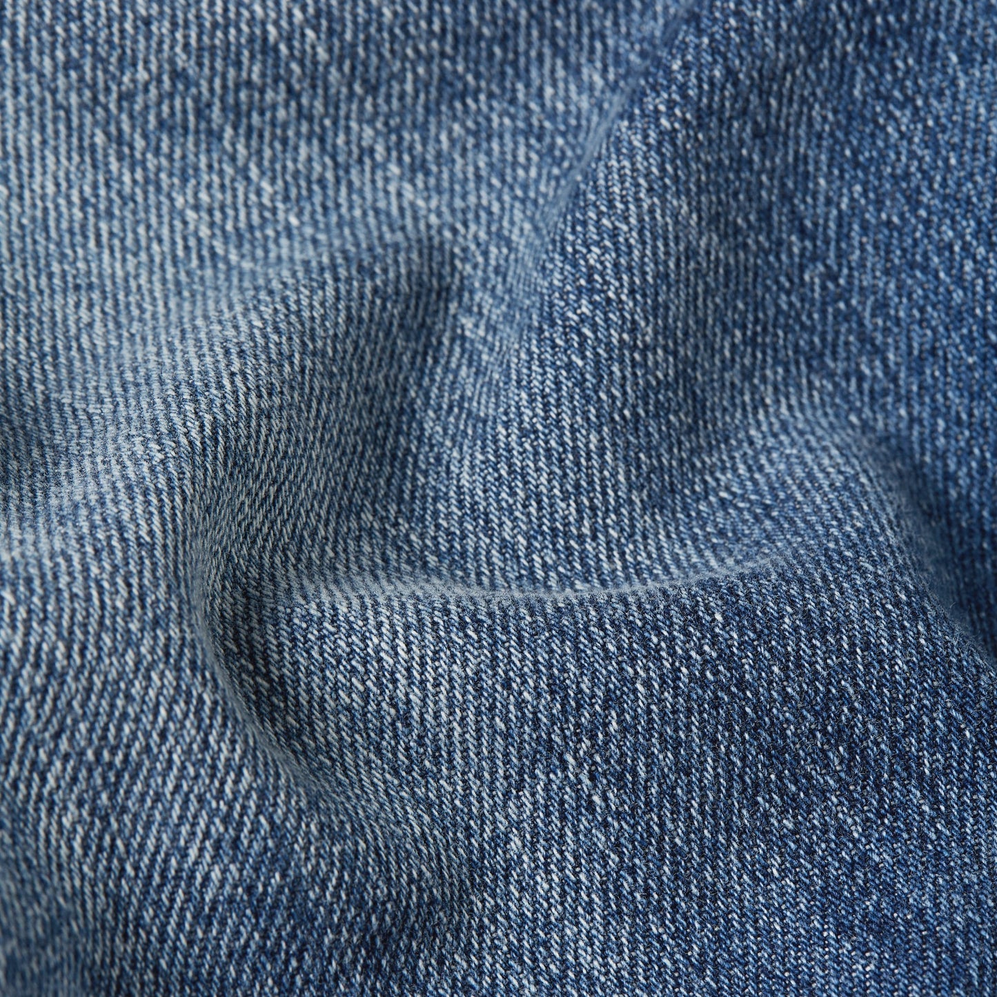 3301 Short medium aged | Bildmaterial bereitgestellt von SHOES.PLEASE.
