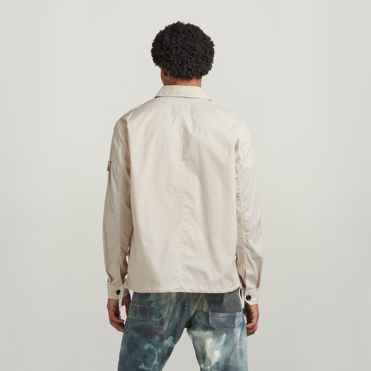 2 Pocket Relaxed Shirt L/S whitebait | Bildmaterial bereitgestellt von SHOES.PLEASE.