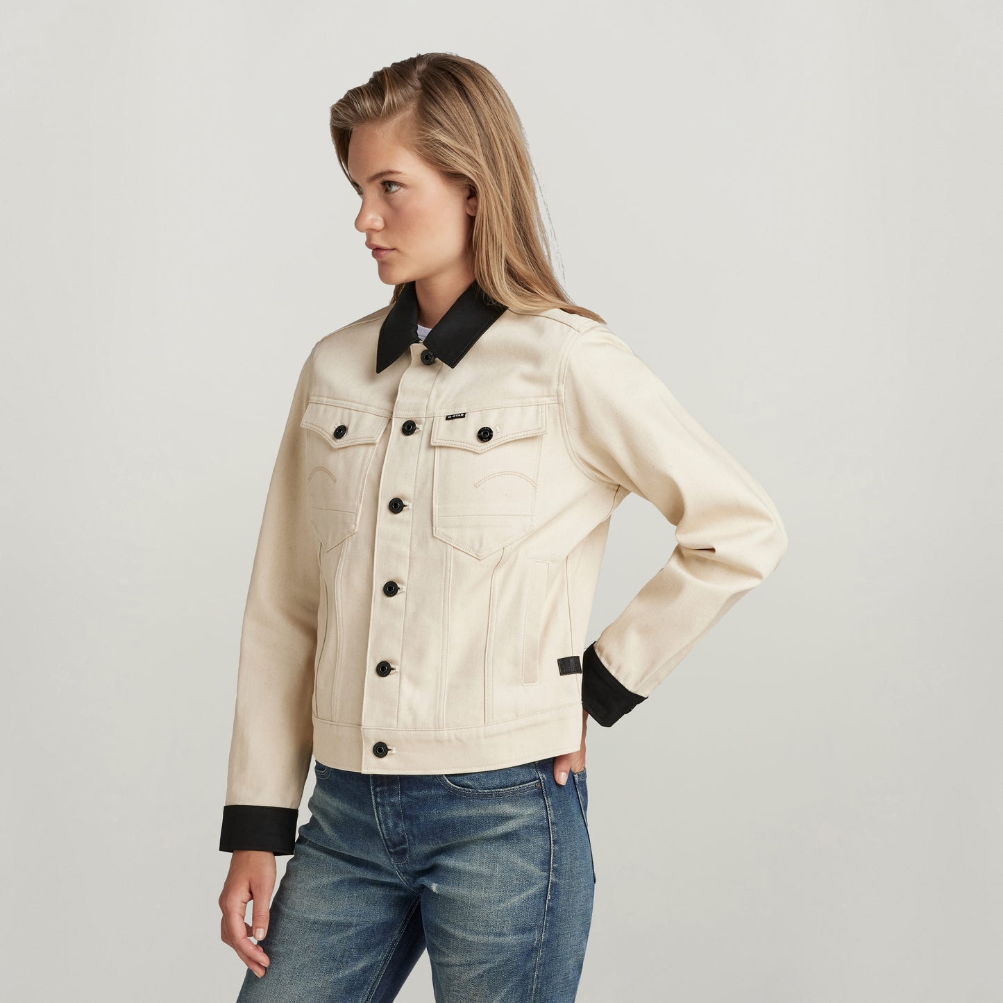 Arc 3D Jacket PM ecru | Bildmaterial bereitgestellt von SHOES.PLEASE.