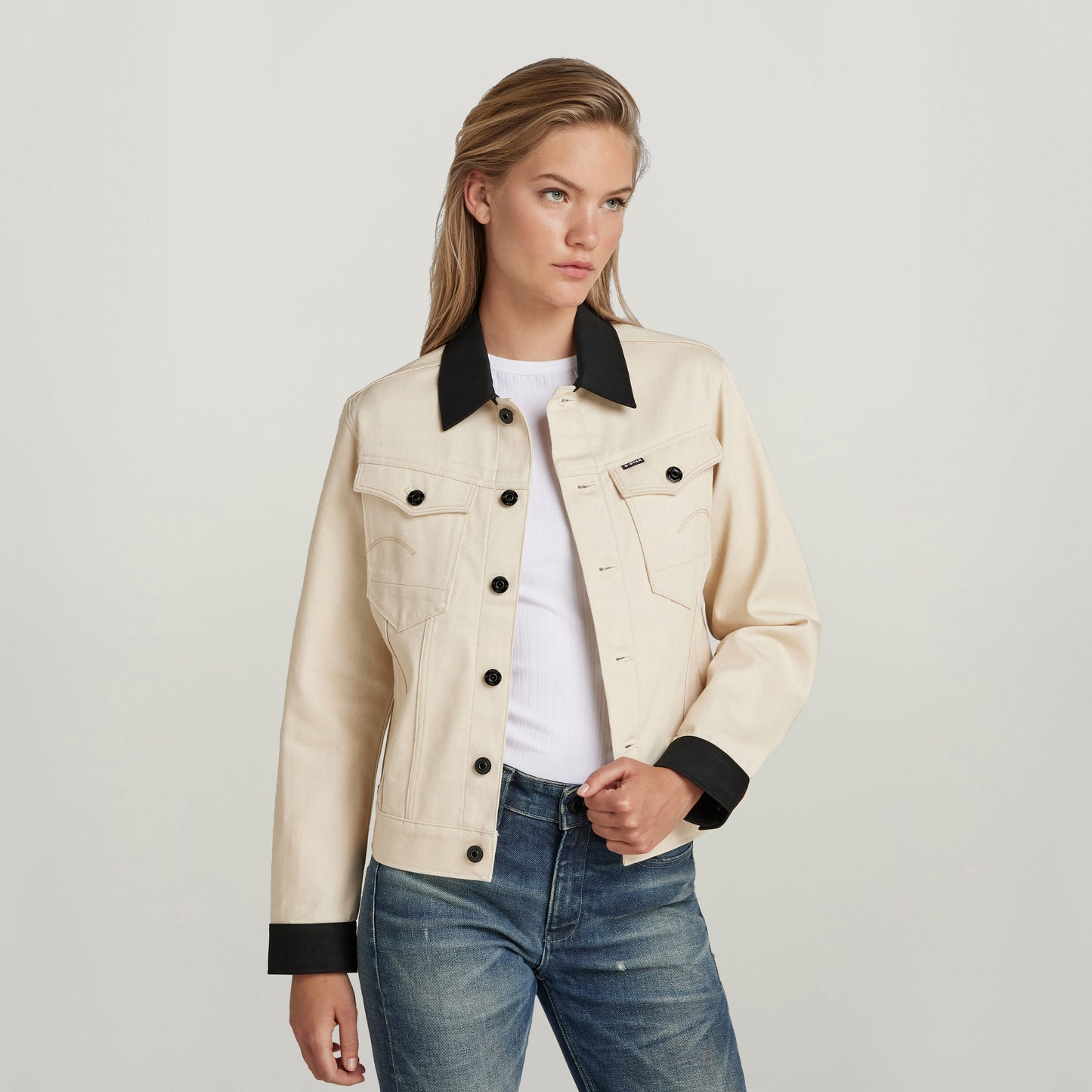 Arc 3D Jacket PM ecru | Bildmaterial bereitgestellt von SHOES.PLEASE.
