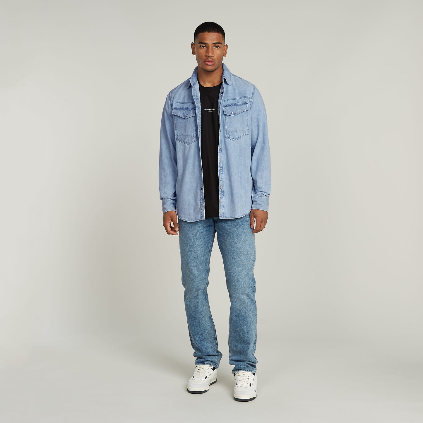 Slim Denim shirt sun faded blue mist | Bildmaterial bereitgestellt von SHOES.PLEASE.