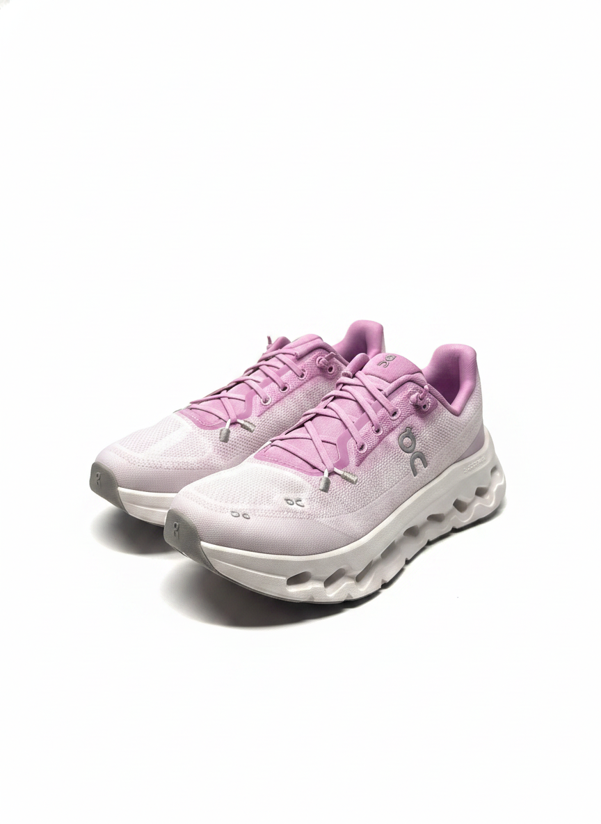 W Cloudtilt bloom/sakura | Bildmaterial bereitgestellt von SHOES.PLEASE.