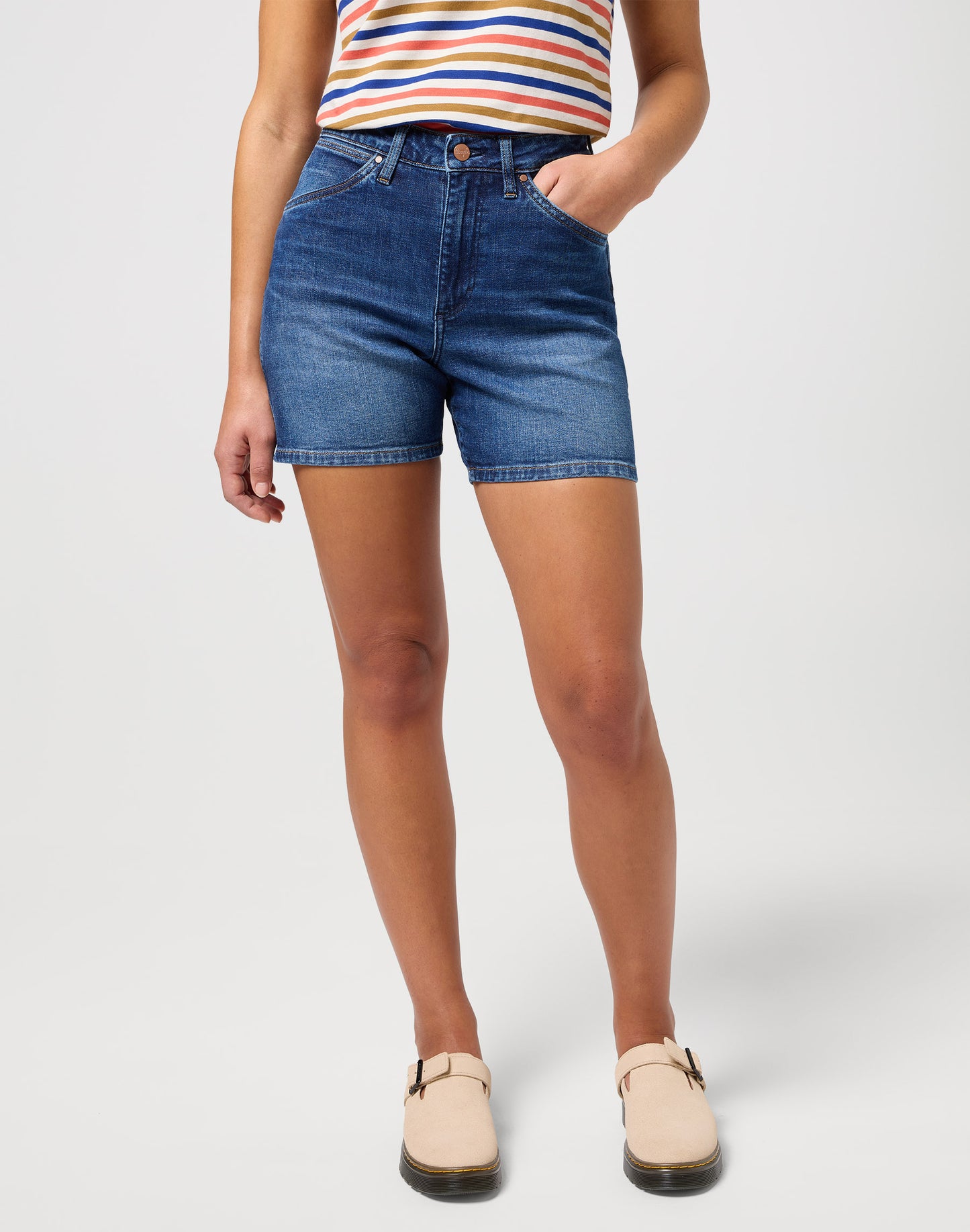 COWBOY_SHORT_5_INCH TRAIL_BLAZER medium denim | Bildmaterial bereitgestellt von SHOES.PLEASE.