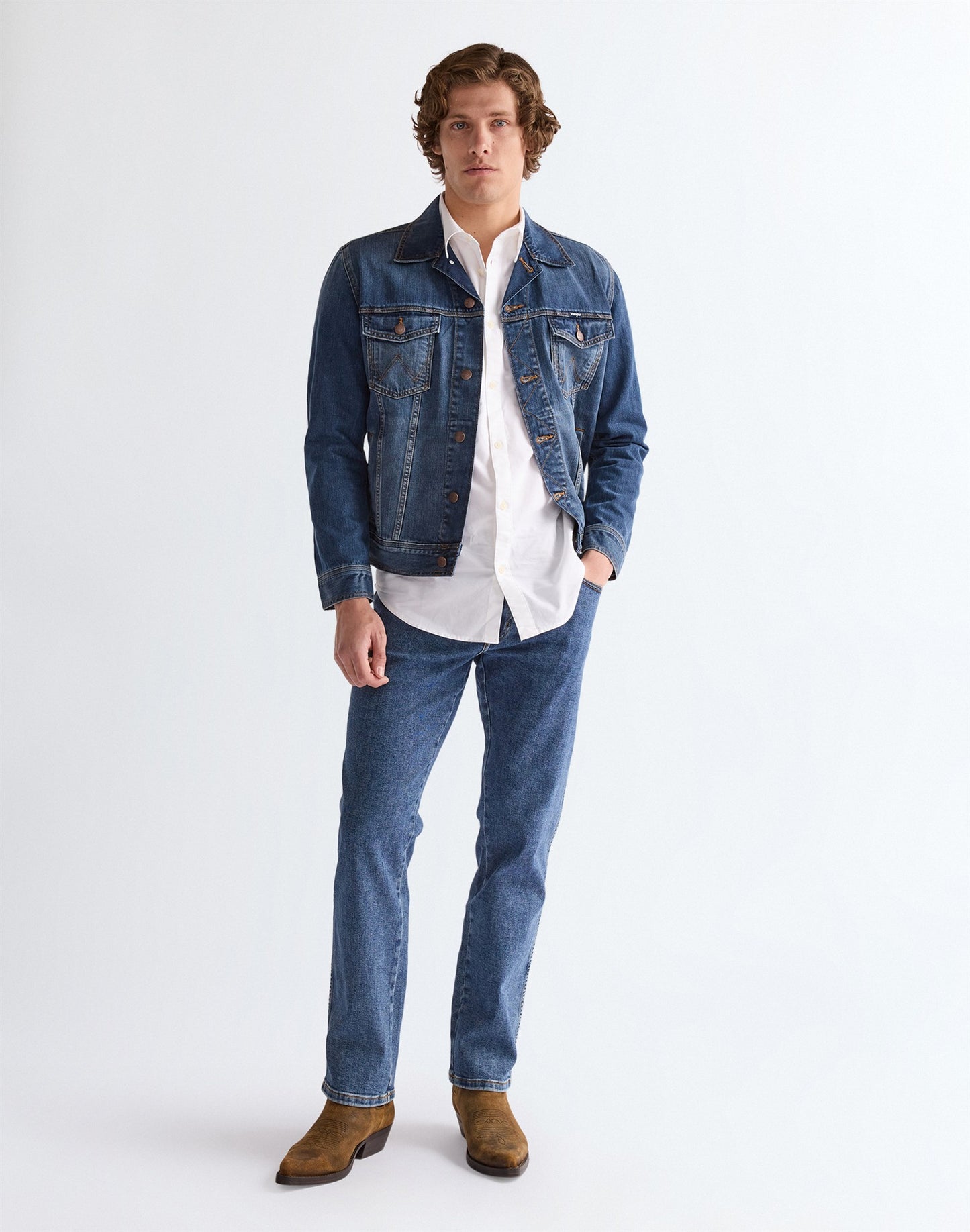 Wrangler Western DNM Jkt mid stone | Bildmaterial bereitgestellt von SHOES.PLEASE.