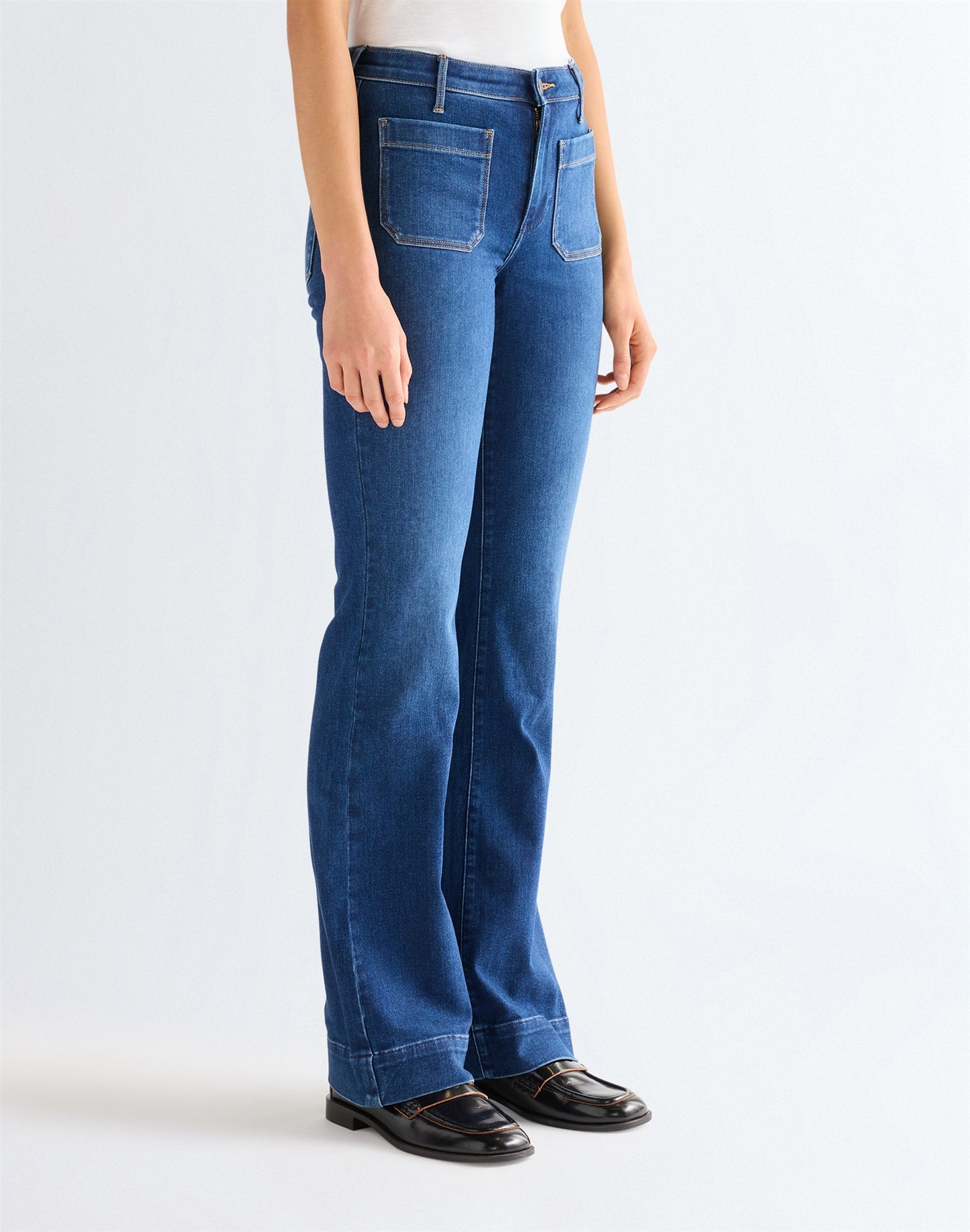 FLARE DARK_WASH medium denim | Bildmaterial bereitgestellt von SHOES.PLEASE.