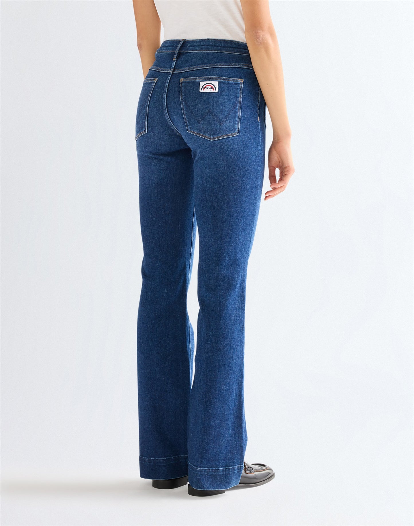 FLARE DARK_WASH medium denim | Bildmaterial bereitgestellt von SHOES.PLEASE.