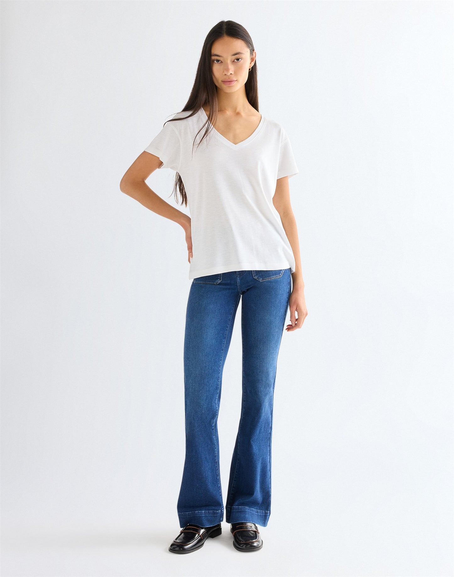 FLARE DARK_WASH medium denim | Bildmaterial bereitgestellt von SHOES.PLEASE.