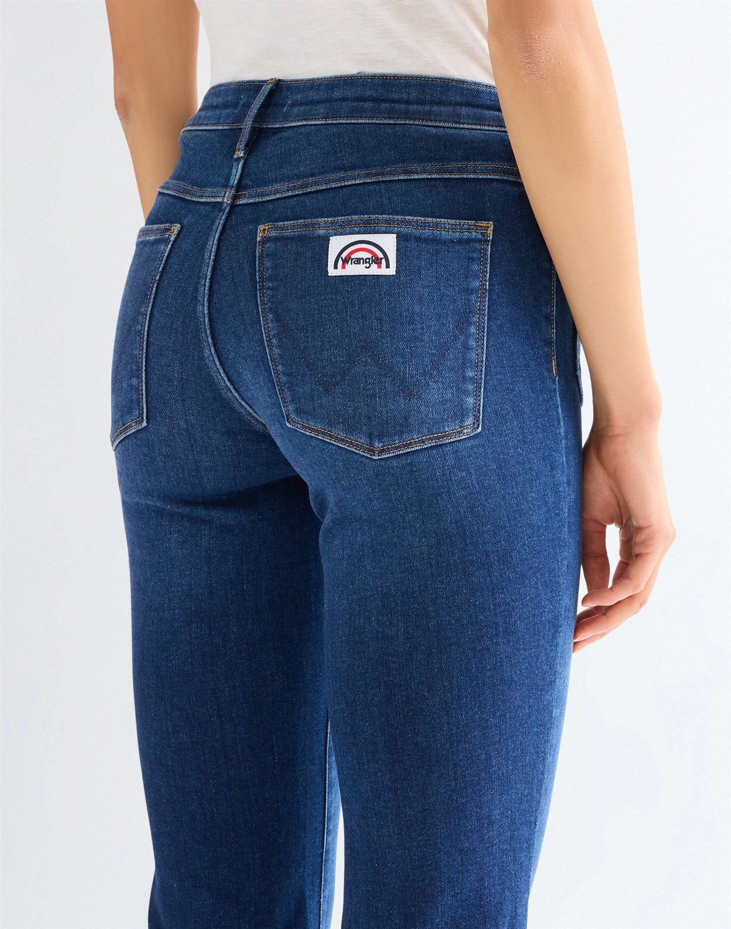 FLARE DARK_WASH medium denim | Bildmaterial bereitgestellt von SHOES.PLEASE.