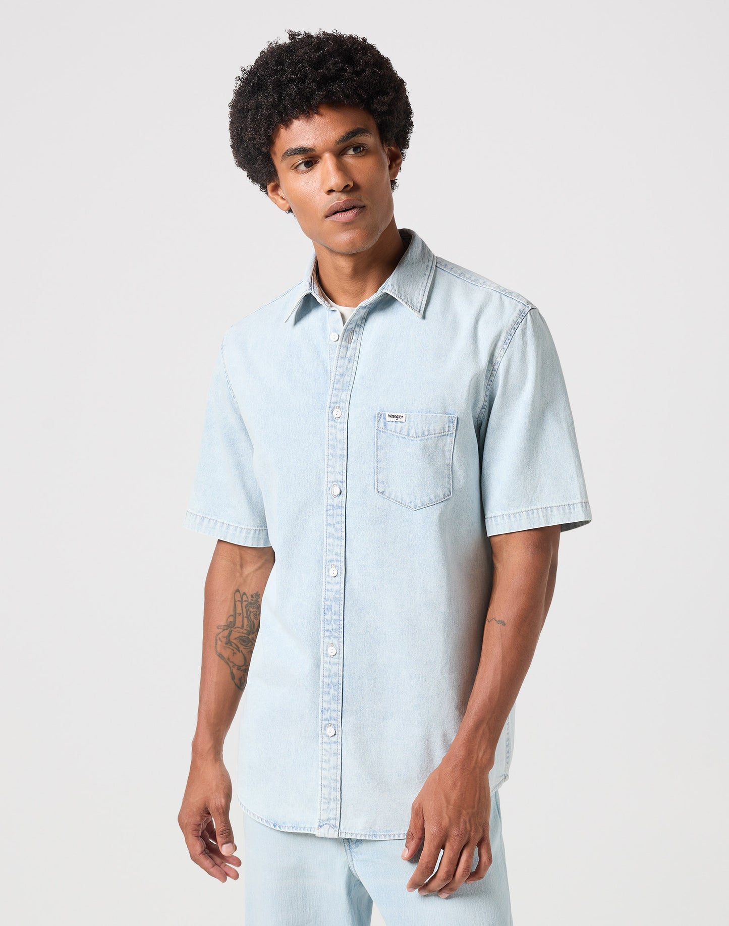 SS_1_PKT_SHIRT BLUE_GRAMMER medium denim | Bildmaterial bereitgestellt von SHOES.PLEASE.