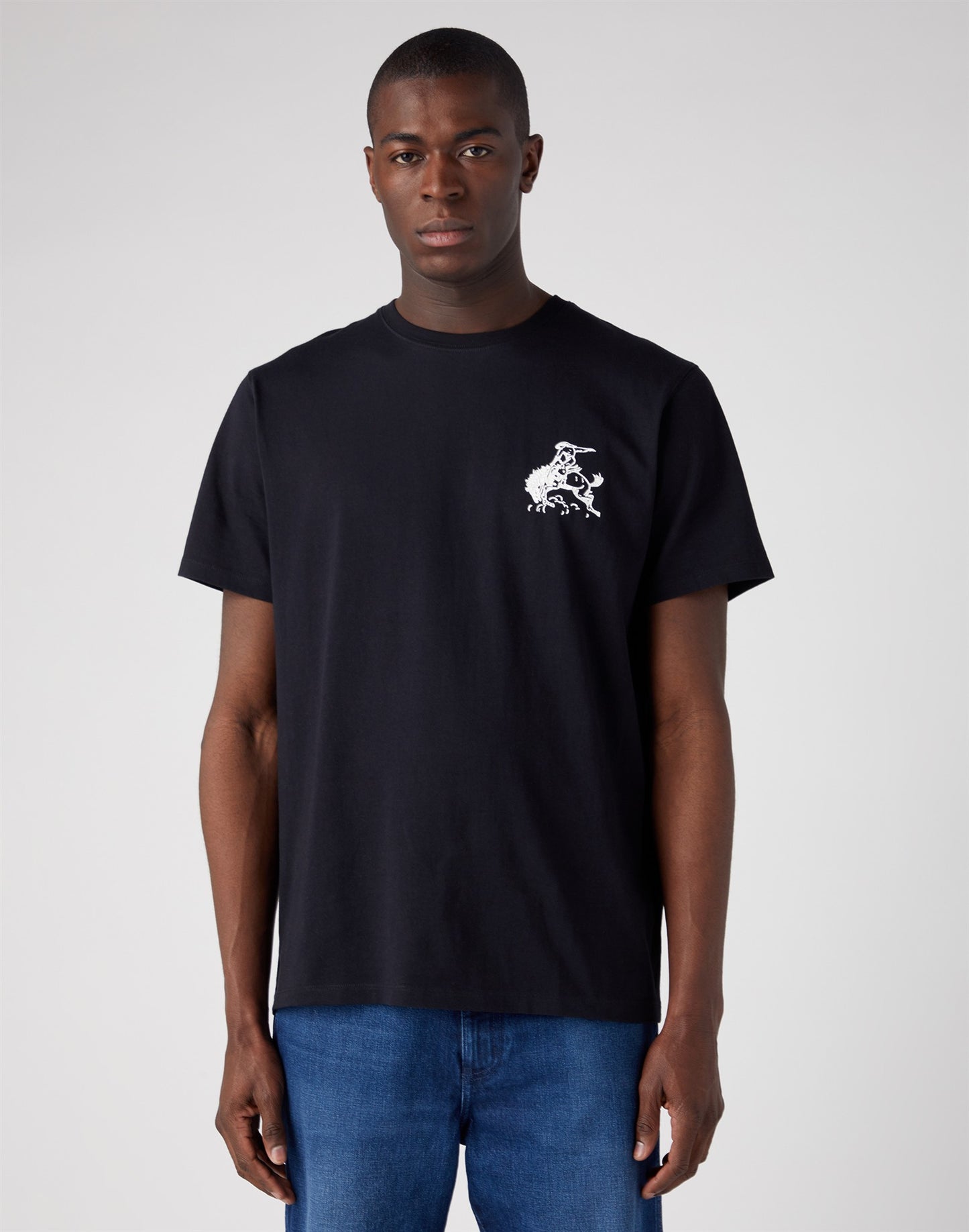 BRANDED_TEE black | Bildmaterial bereitgestellt von SHOES.PLEASE.
