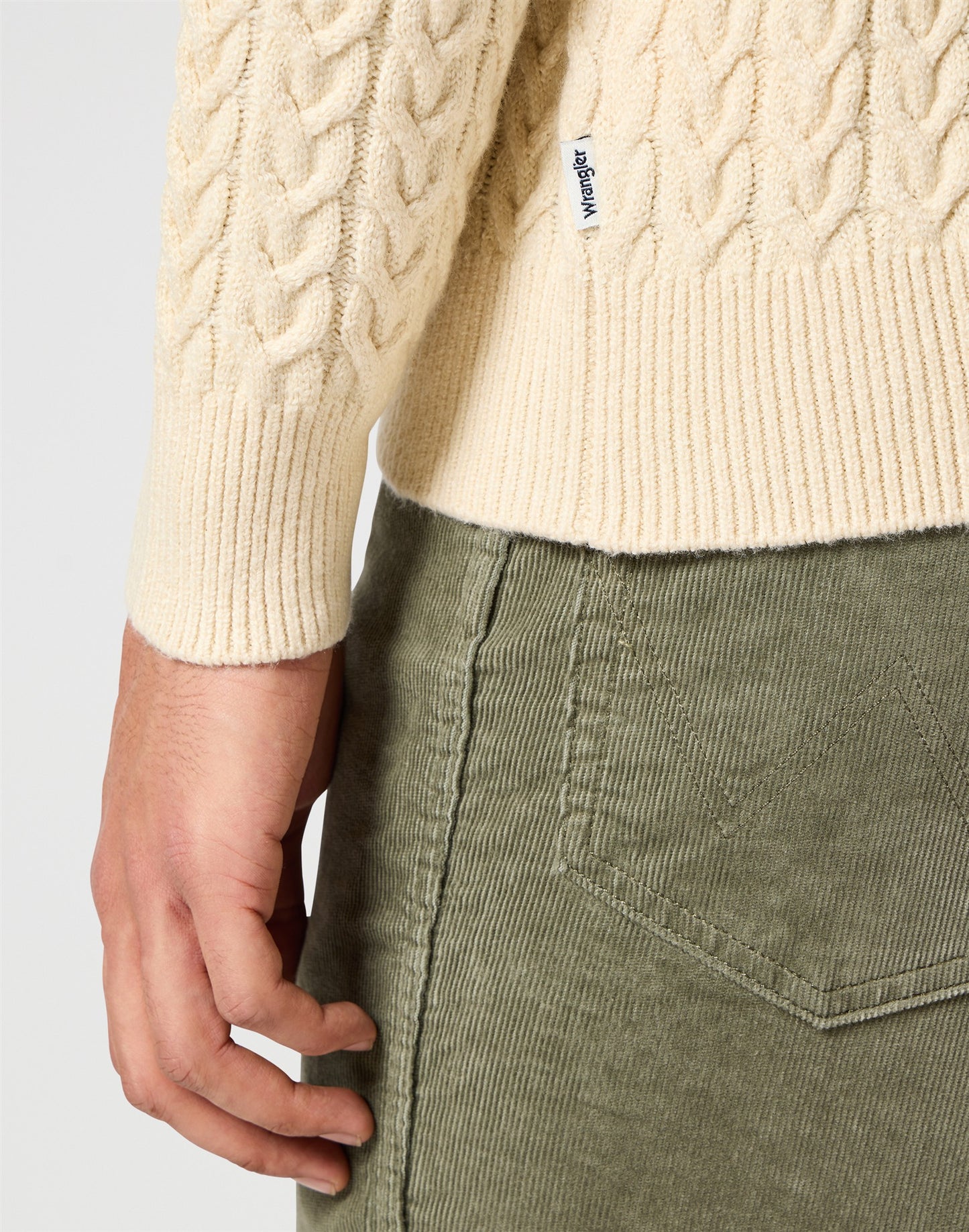 HALF_ZIP_KNIT ECRU off white | Bildmaterial bereitgestellt von SHOES.PLEASE.