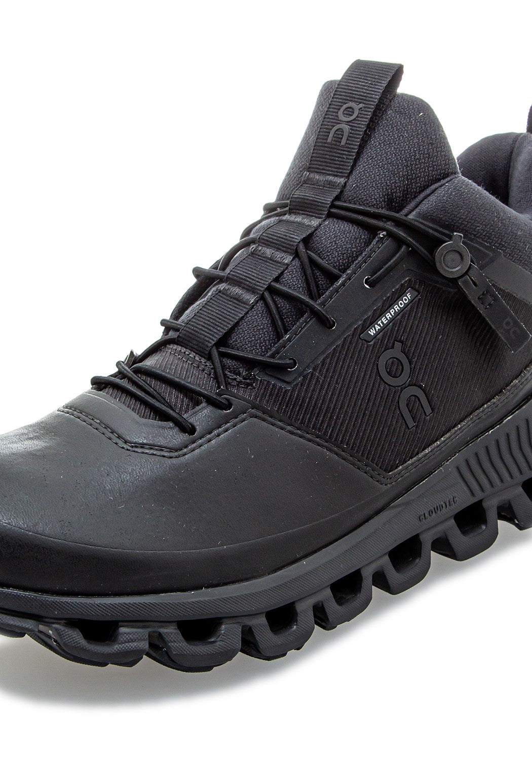 28.99672 W Cloud Hi Waterproof all black | Bildmaterial bereitgestellt von SHOES.PLEASE.