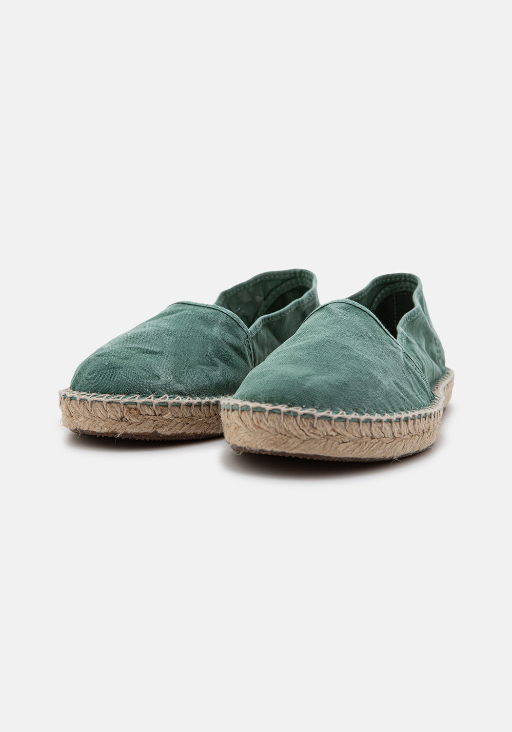 625E Camping Yute Enzimatico albahaca | Bildmaterial bereitgestellt von SHOES.PLEASE.