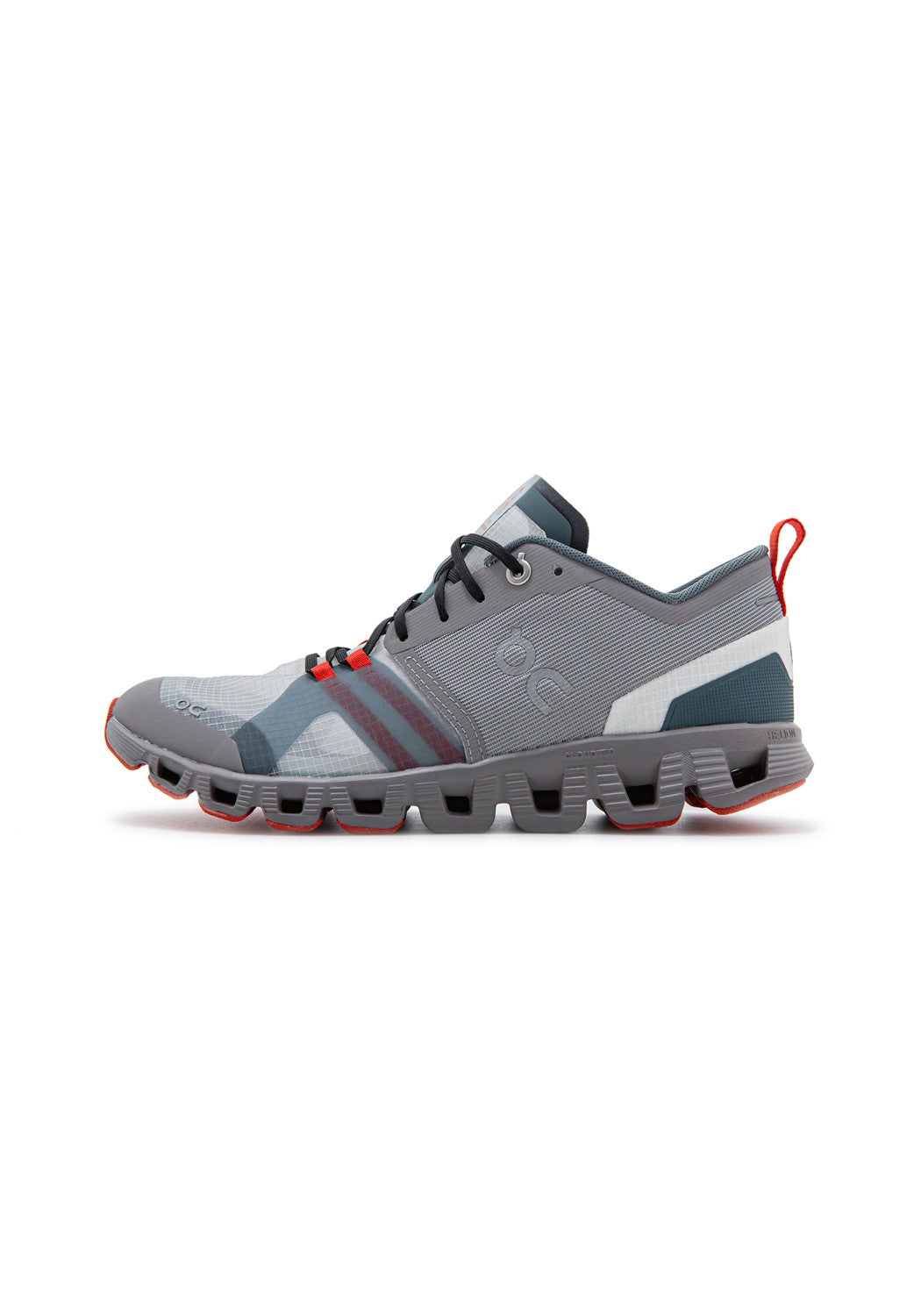 38.99127 M Cloud X Shift alloy/red | Bildmaterial bereitgestellt von SHOES.PLEASE.