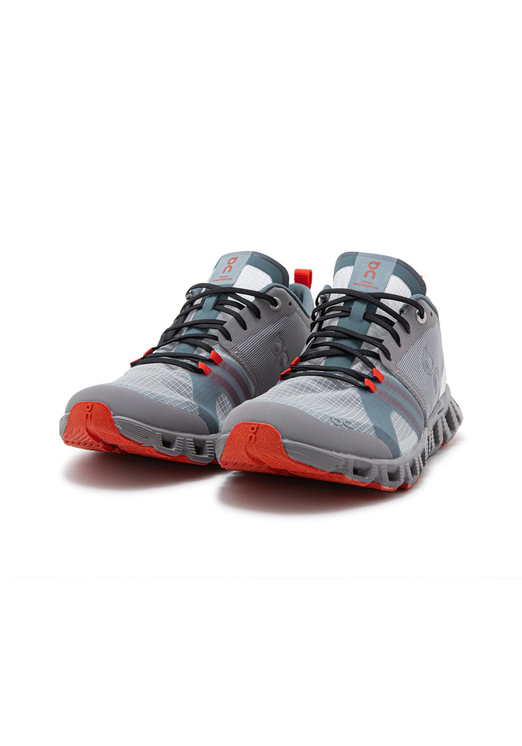 38.99127 M Cloud X Shift alloy/red | Bildmaterial bereitgestellt von SHOES.PLEASE.