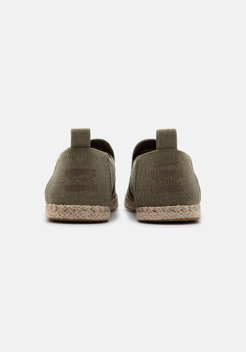 10011624 MN Deconstructed olive washed | Bildmaterial bereitgestellt von SHOES.PLEASE.