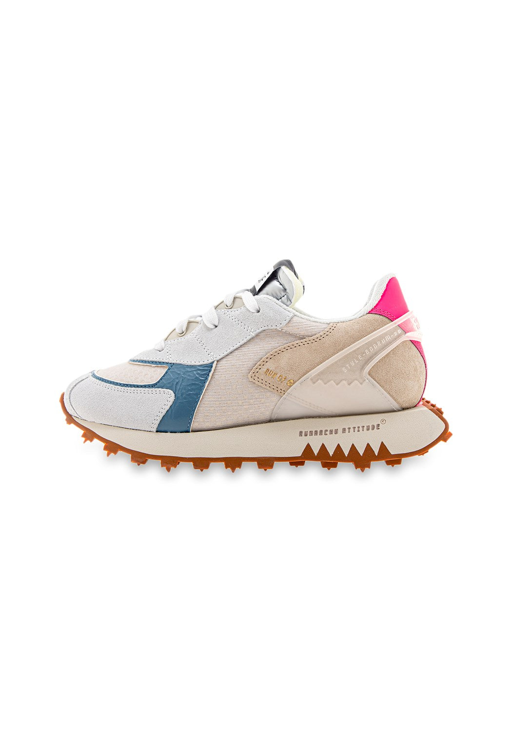 Wow W hash superwhite | Bildmaterial bereitgestellt von SHOES.PLEASE.