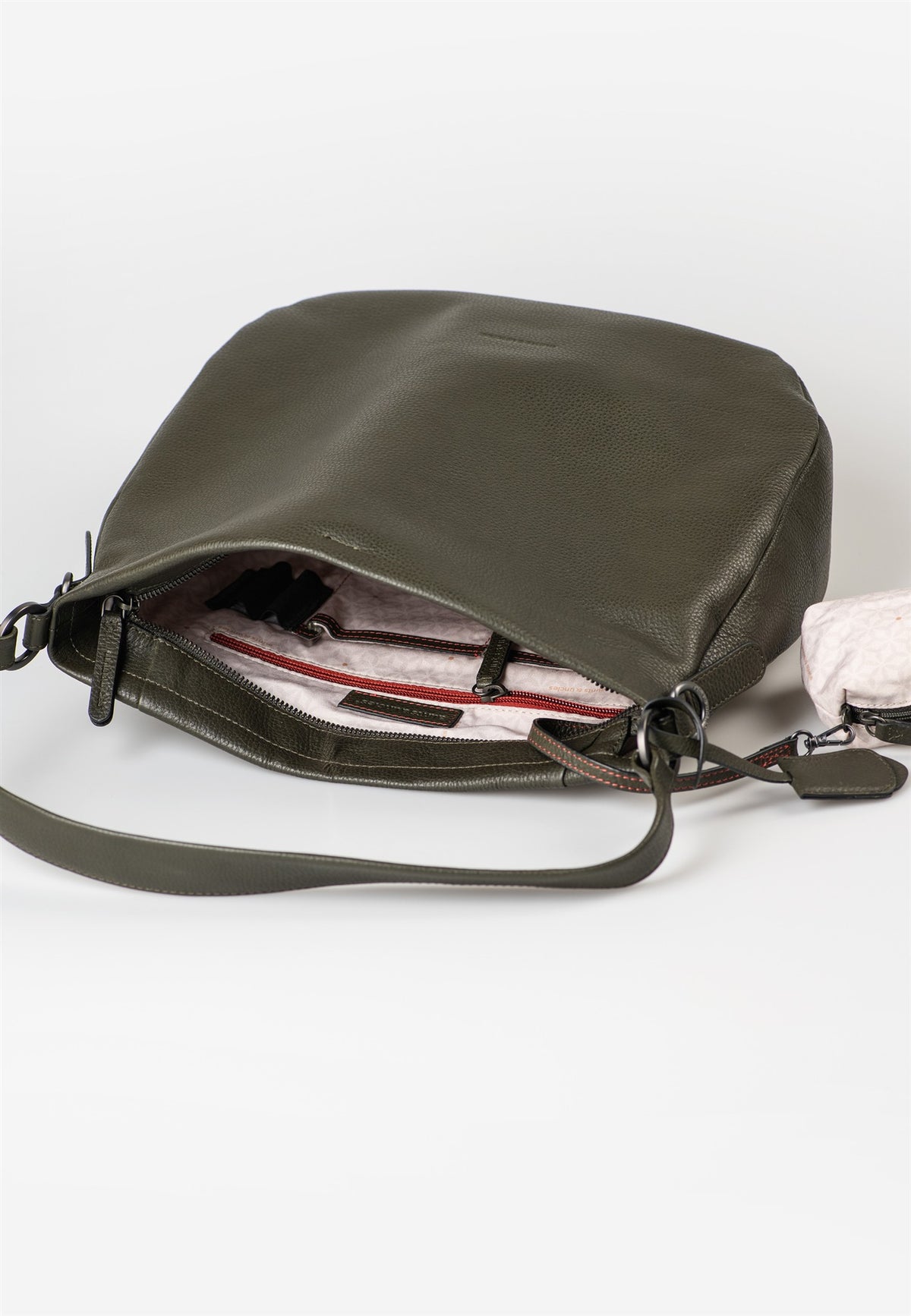 Darling Schultertasche Philocalists ivy green | Bildmaterial bereitgestellt von SHOES.PLEASE.