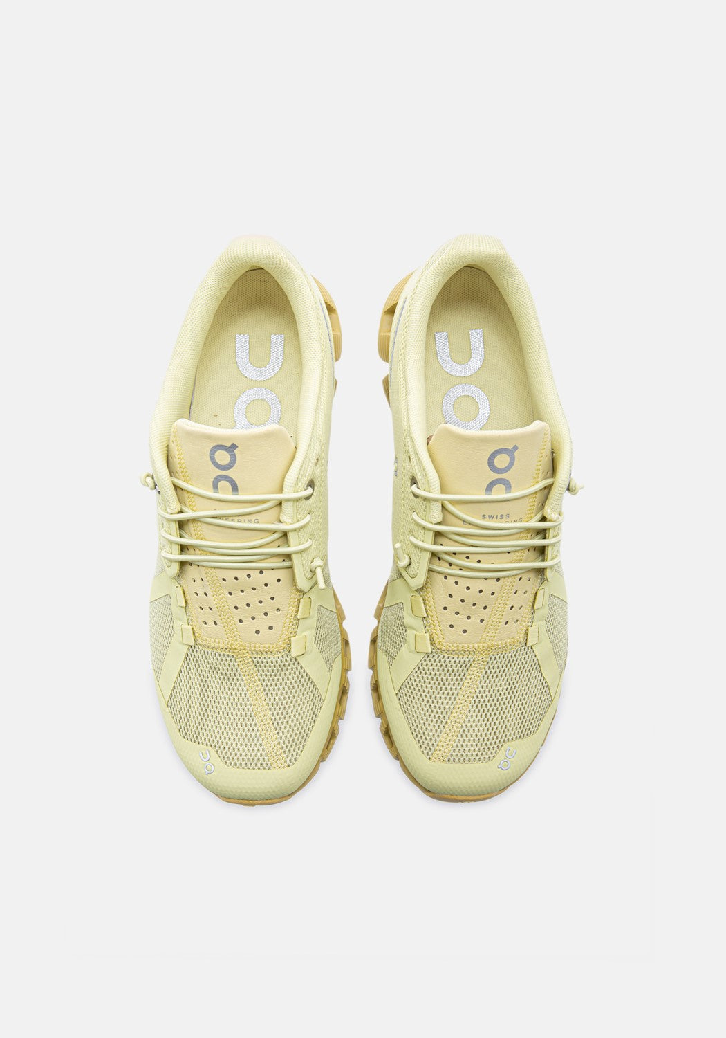 19.99515 W Cloud Monochrome endive | Bildmaterial bereitgestellt von SHOES.PLEASE.