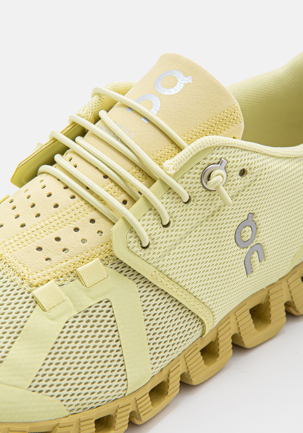 19.99515 W Cloud Monochrome endive | Bildmaterial bereitgestellt von SHOES.PLEASE.
