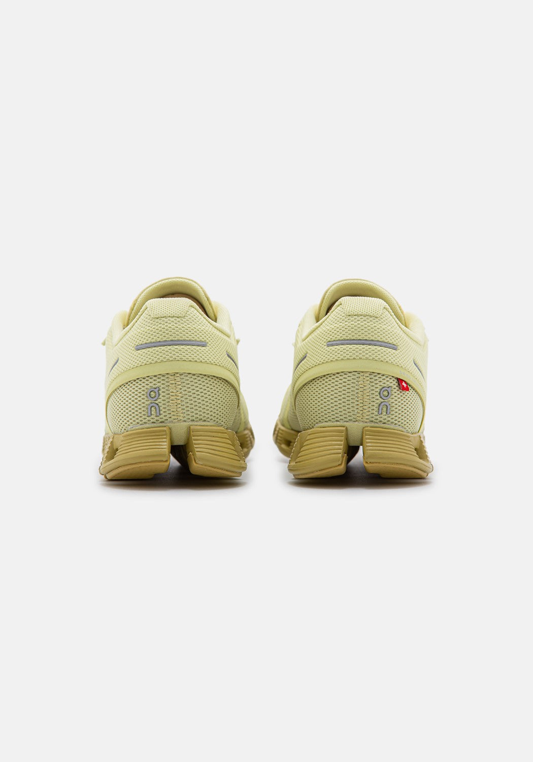 19.99515 W Cloud Monochrome endive | Bildmaterial bereitgestellt von SHOES.PLEASE.