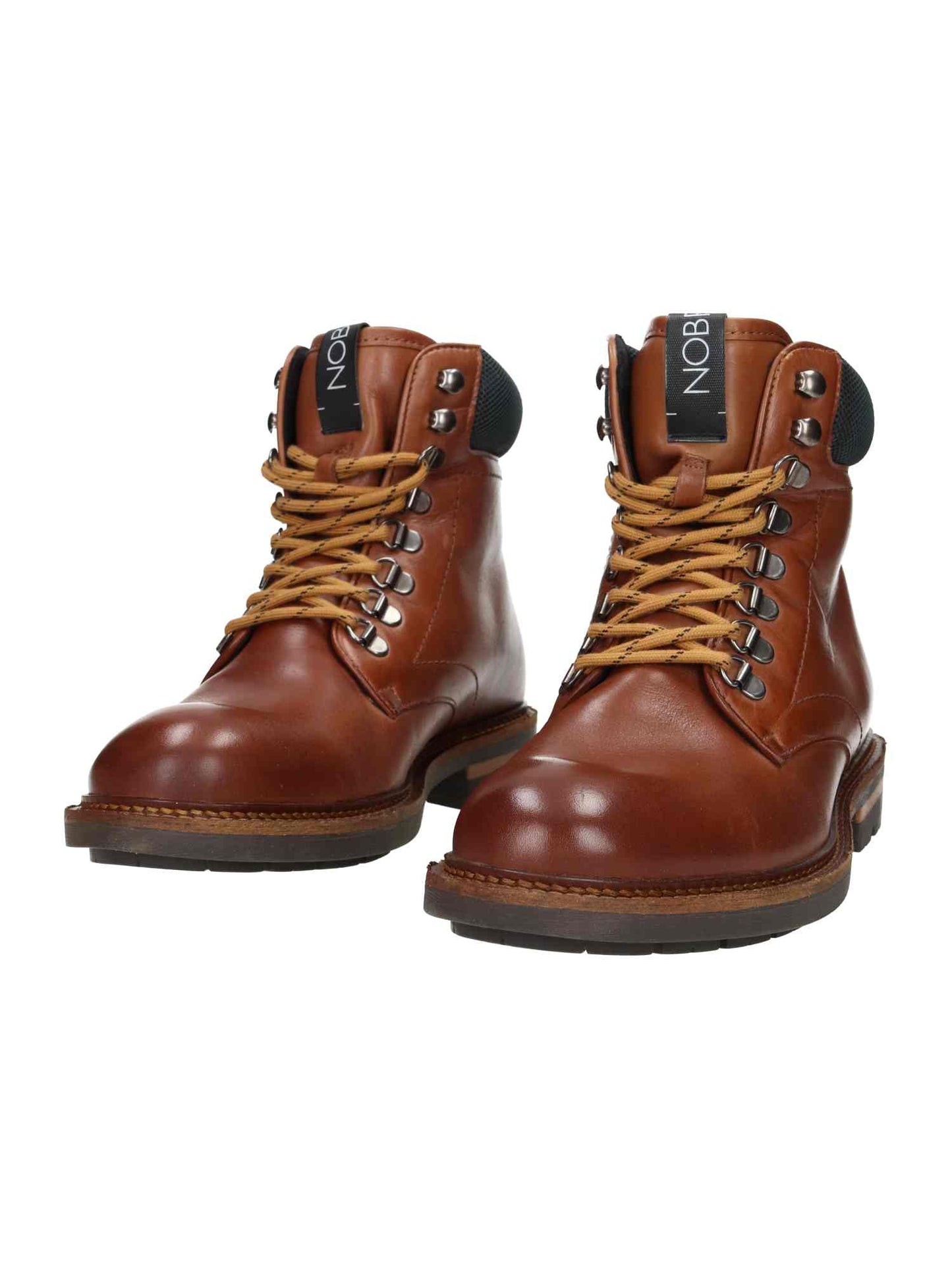 Blackness brown | Bildmaterial bereitgestellt von SHOES.PLEASE.