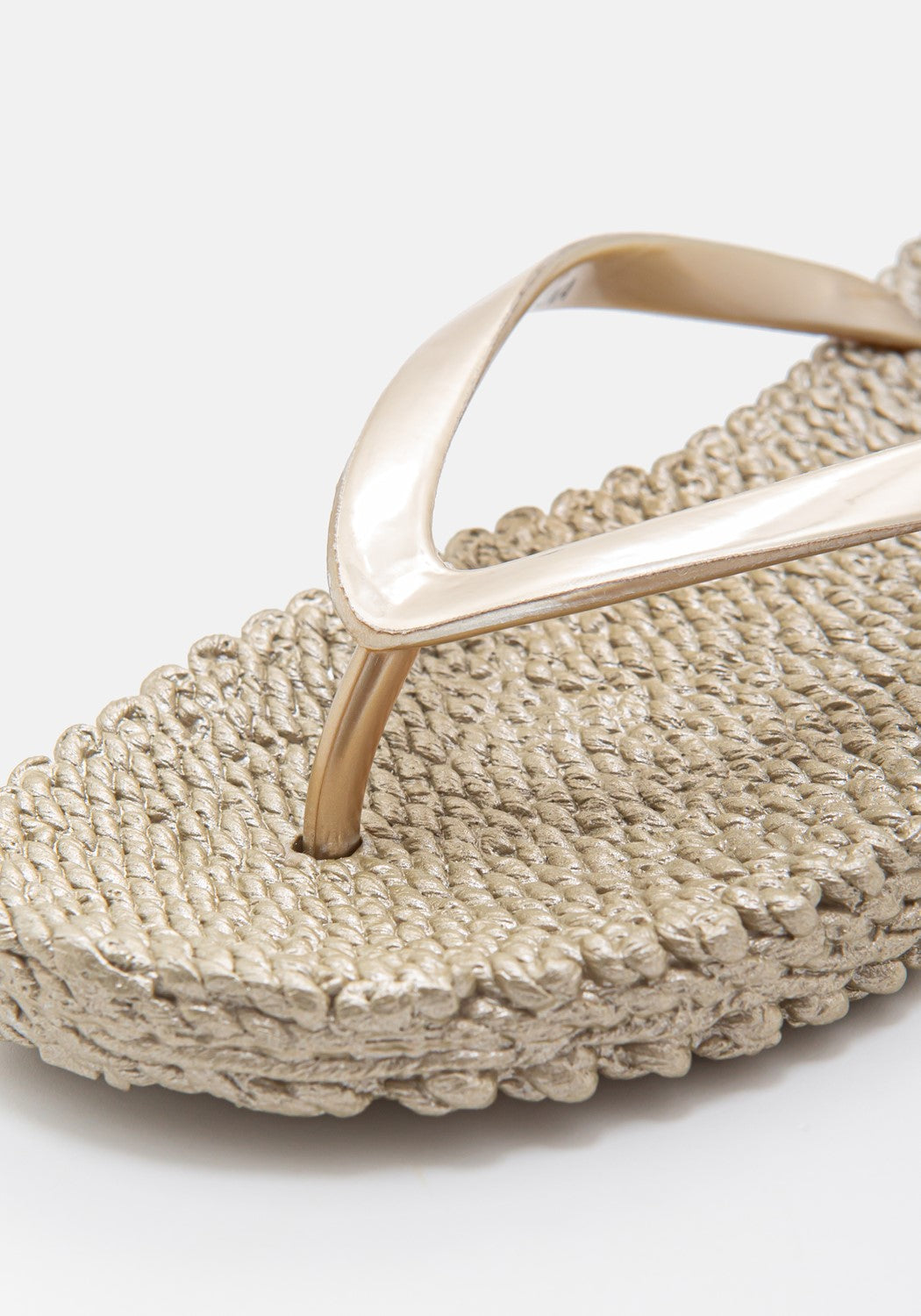 Flip Flop platin | Bildmaterial bereitgestellt von SHOES.PLEASE.