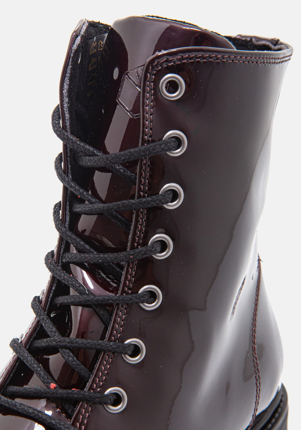 Sunny Boot Patent bordeaux | Bildmaterial bereitgestellt von SHOES.PLEASE.