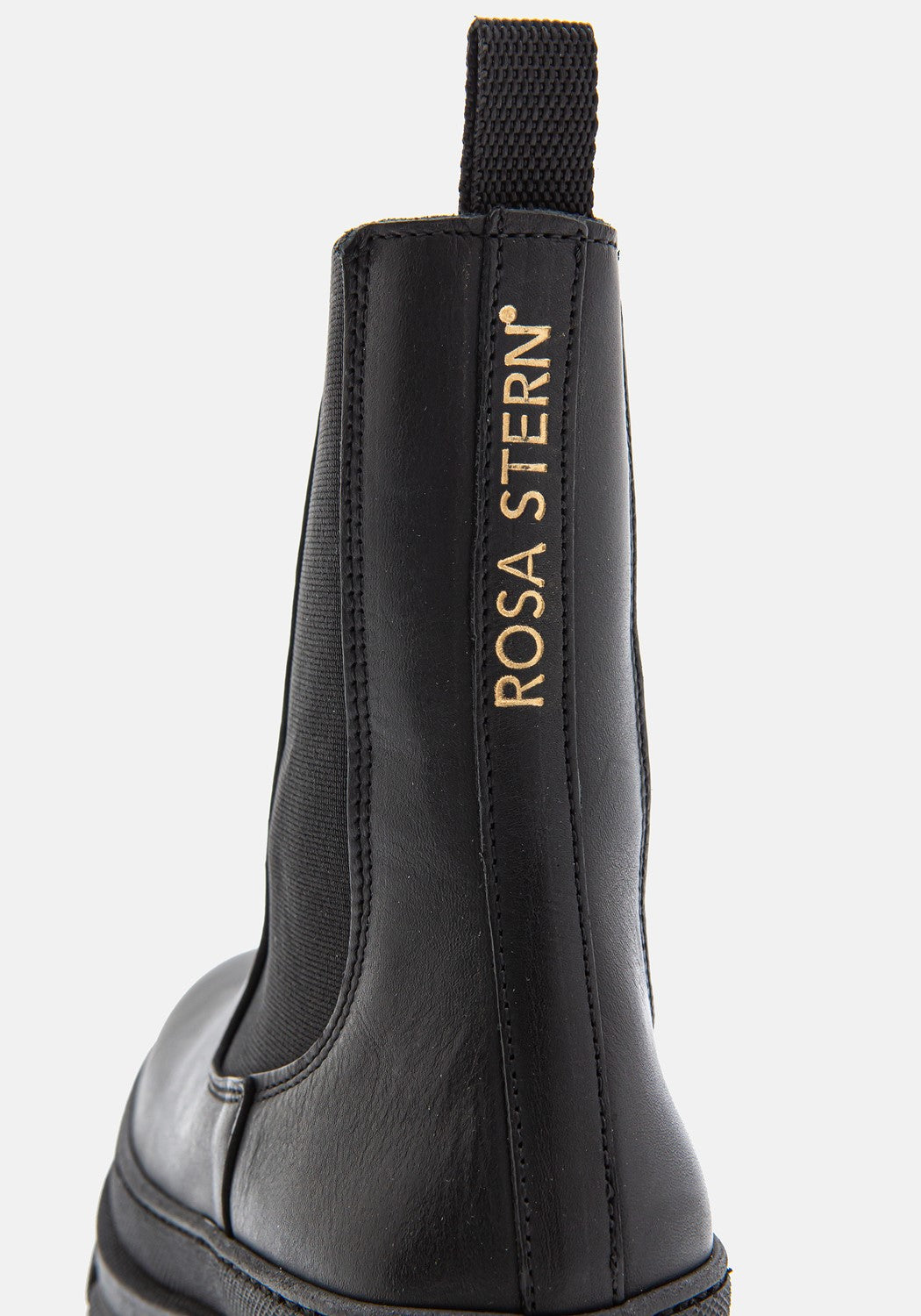 Laura 01 Chelsea Boot black | Bildmaterial bereitgestellt von SHOES.PLEASE.