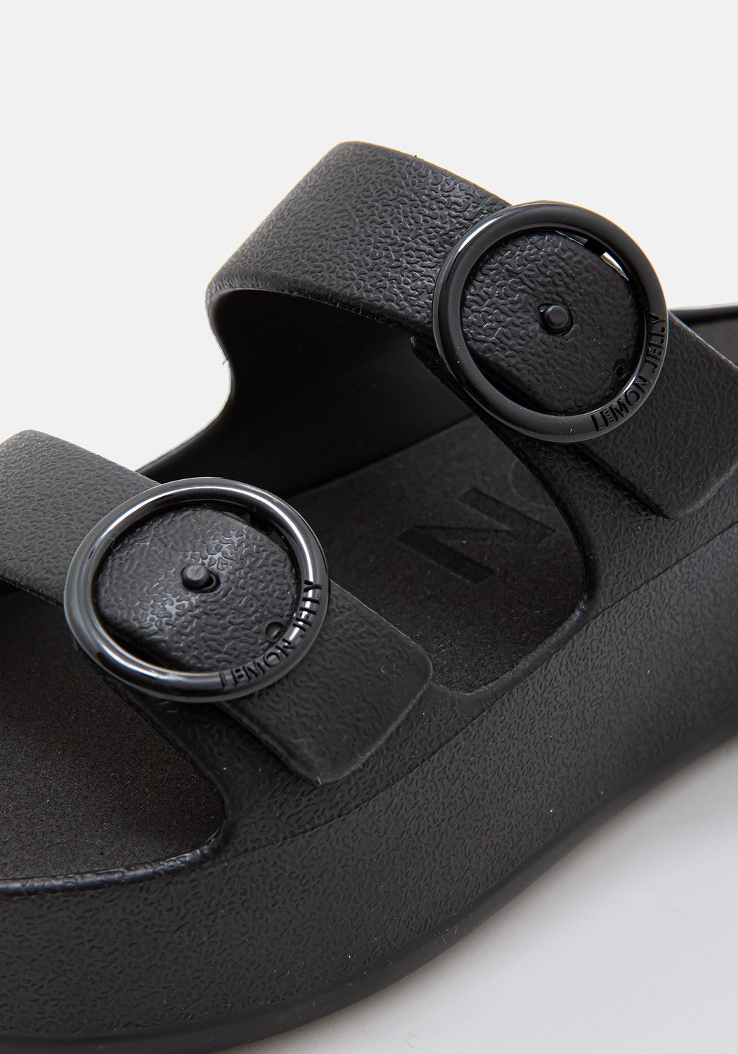 Gaia 01 black | Bildmaterial bereitgestellt von SHOES.PLEASE.