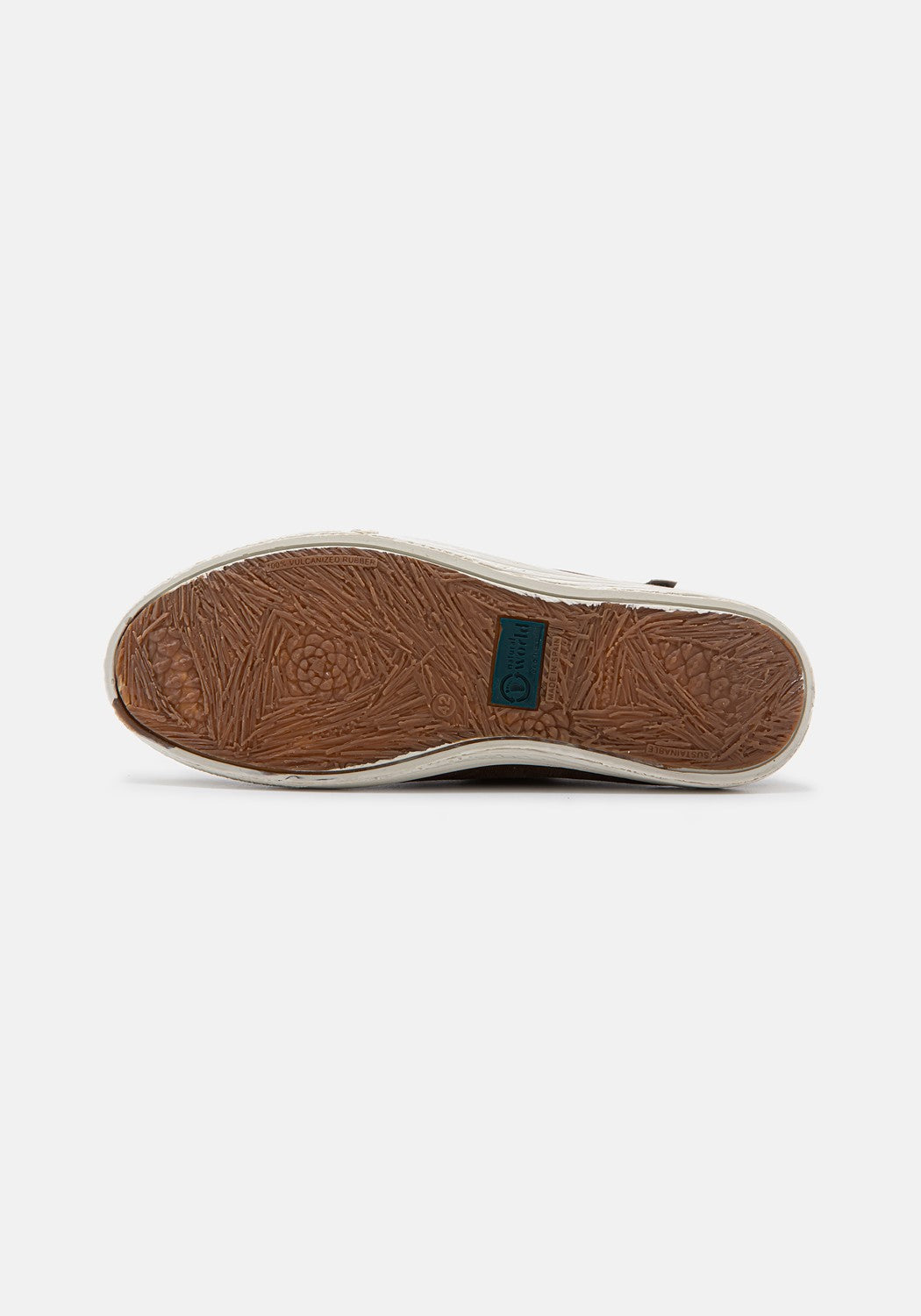 303E Nautico Enzimatico cafe grano | Bildmaterial bereitgestellt von SHOES.PLEASE.