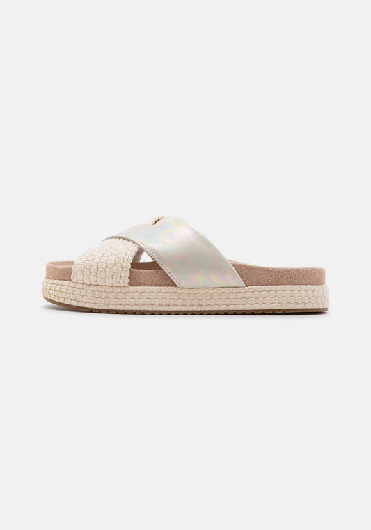 10016561 WM Paloma Leather/Woven silver