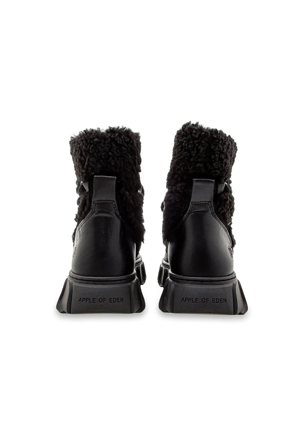 Lyla 1 black | Bildmaterial bereitgestellt von SHOES.PLEASE.