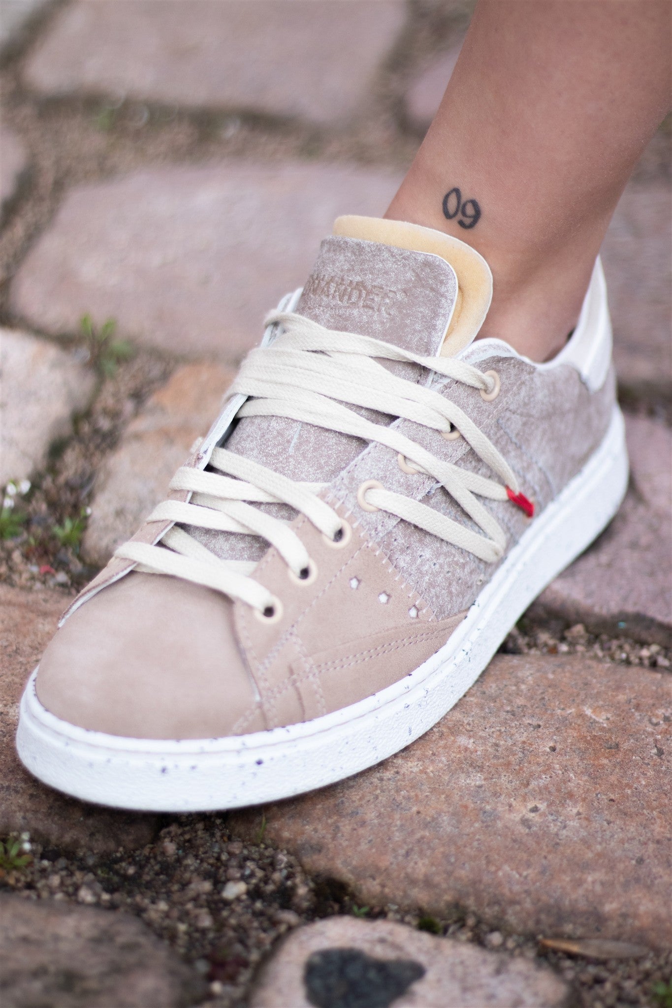 STRIPELESS ULTIMATE DUAL W light beige/w | Bildmaterial bereitgestellt von SHOES.PLEASE.