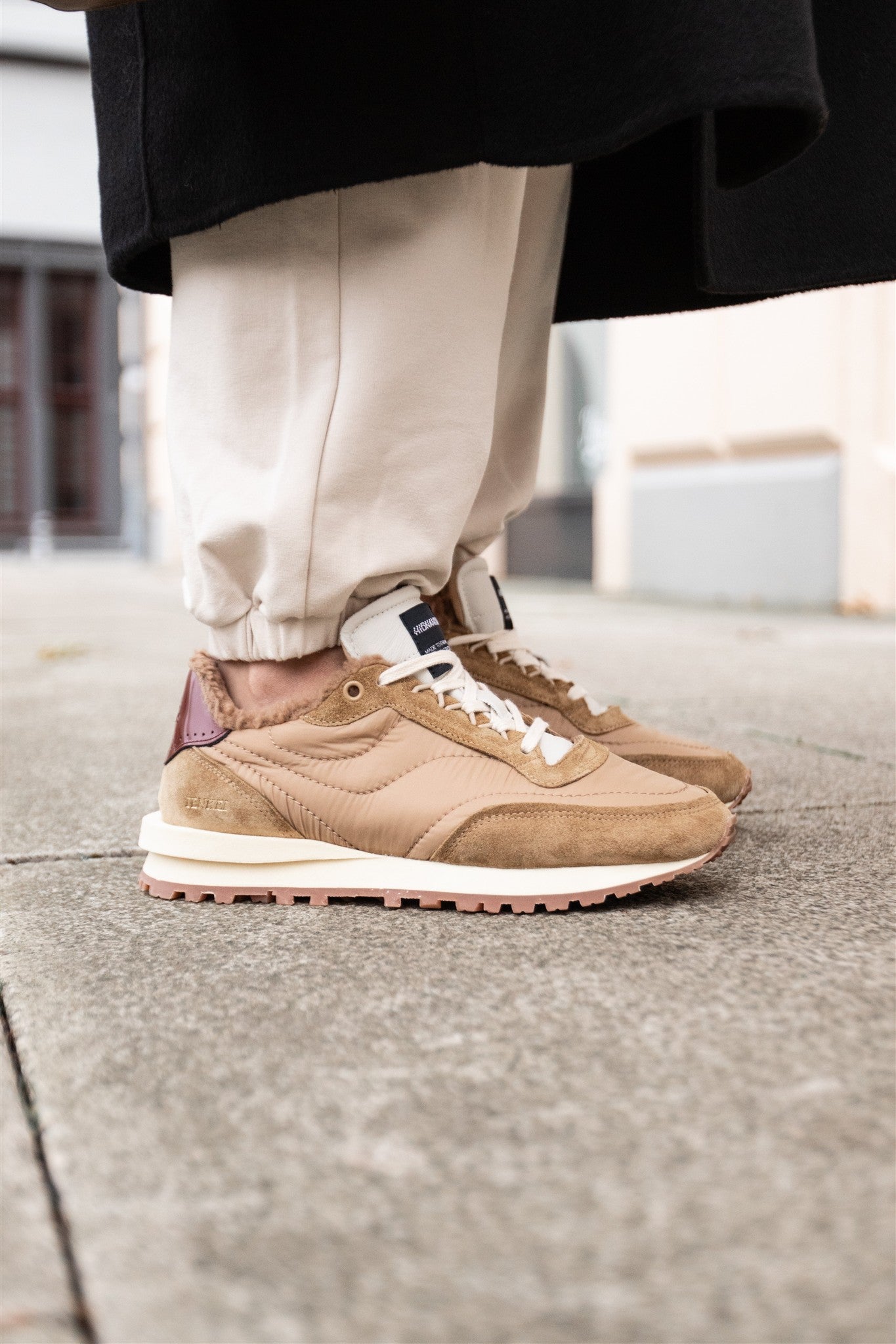 TENKEI POLAR FLEECE W light brown/burgun | Bildmaterial bereitgestellt von SHOES.PLEASE.