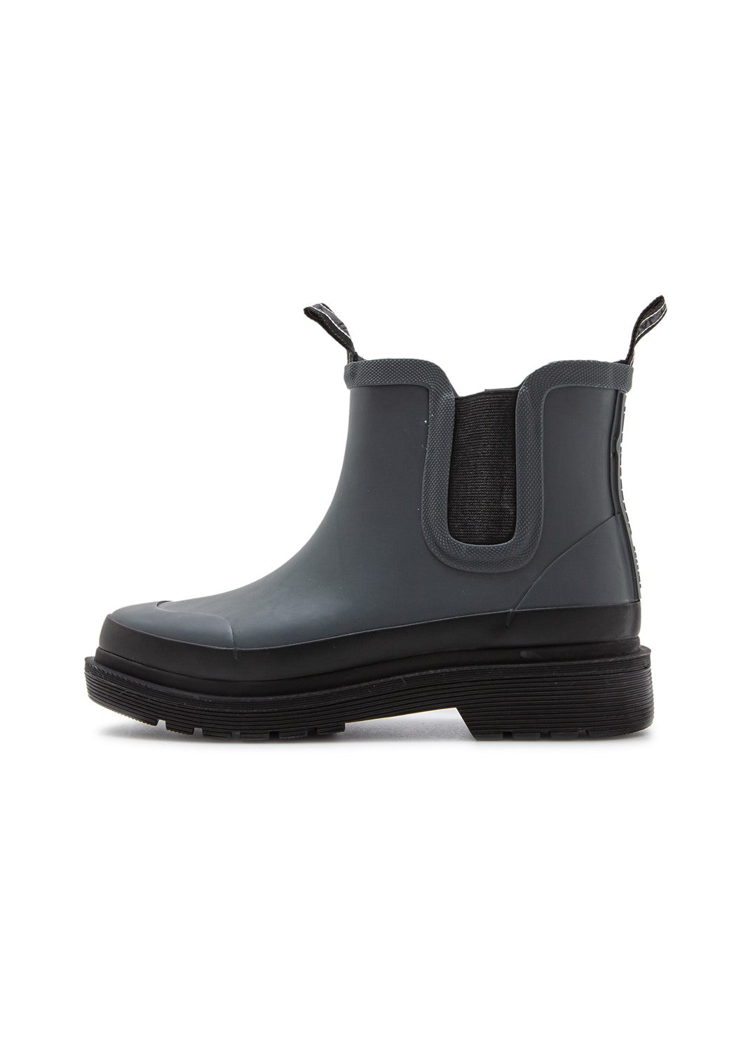Short Rub dark shadow | Bildmaterial bereitgestellt von SHOES.PLEASE.
