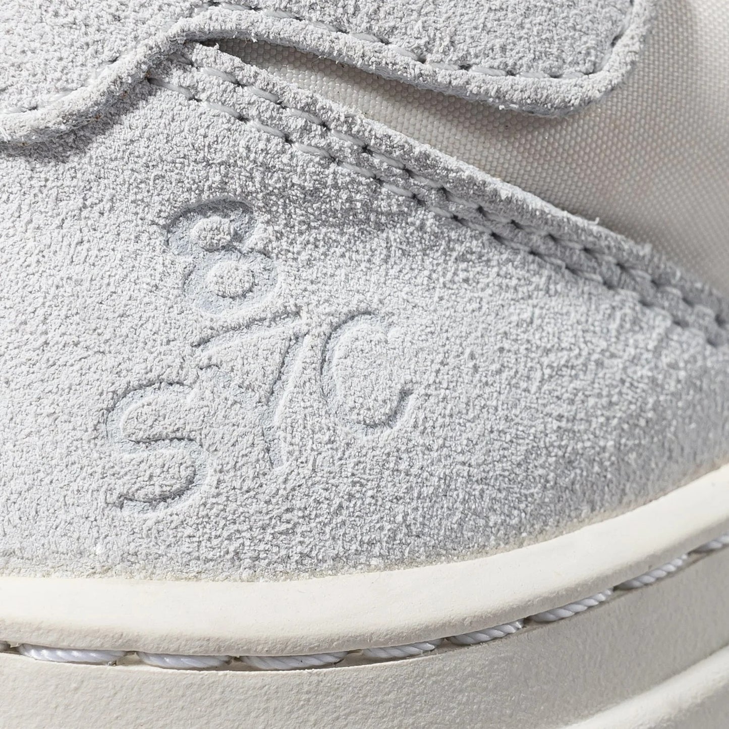 Galapagos Island offwhite | Bildmaterial bereitgestellt von SHOES.PLEASE.