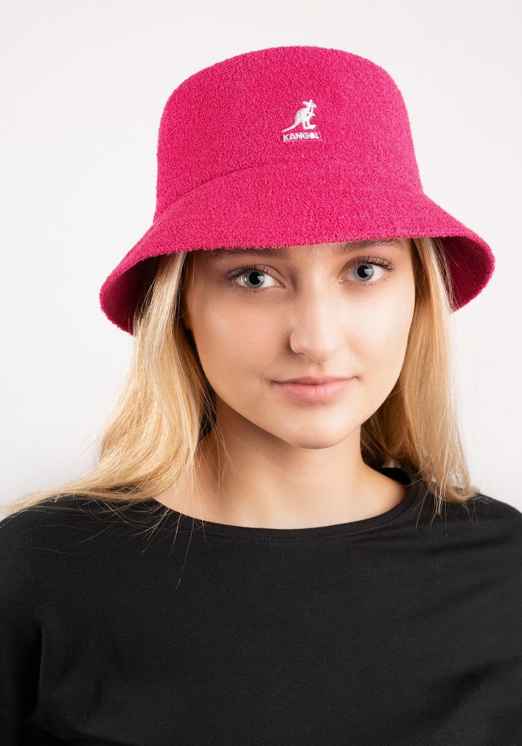 Bermuda Bucket electric pink | Bildmaterial bereitgestellt von SHOES.PLEASE.