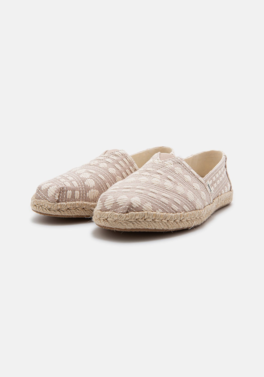10016266 WM Woven macadamia global | Bildmaterial bereitgestellt von SHOES.PLEASE.