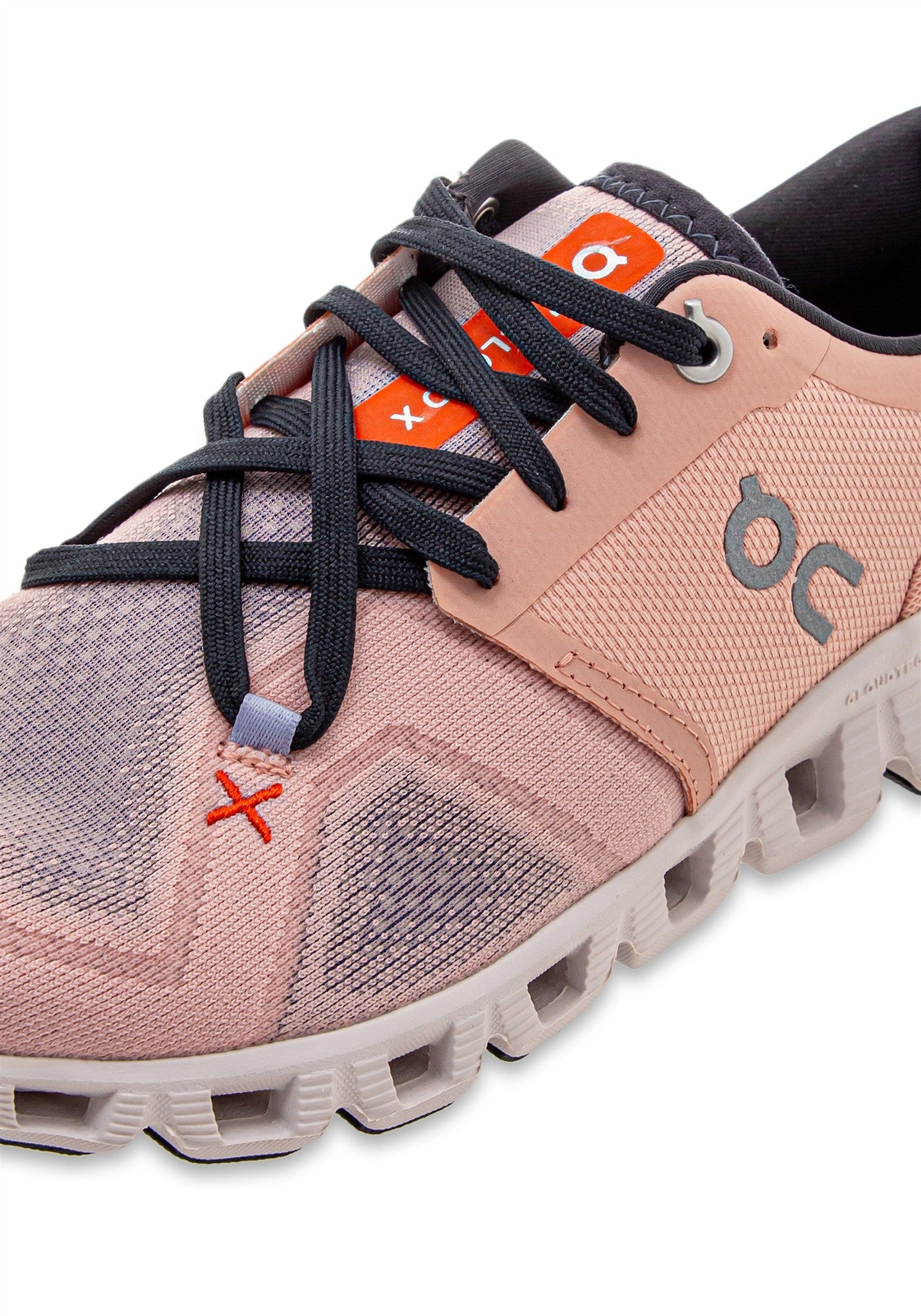 60.98691 W Cloud X rose/sand | Bildmaterial bereitgestellt von SHOES.PLEASE.