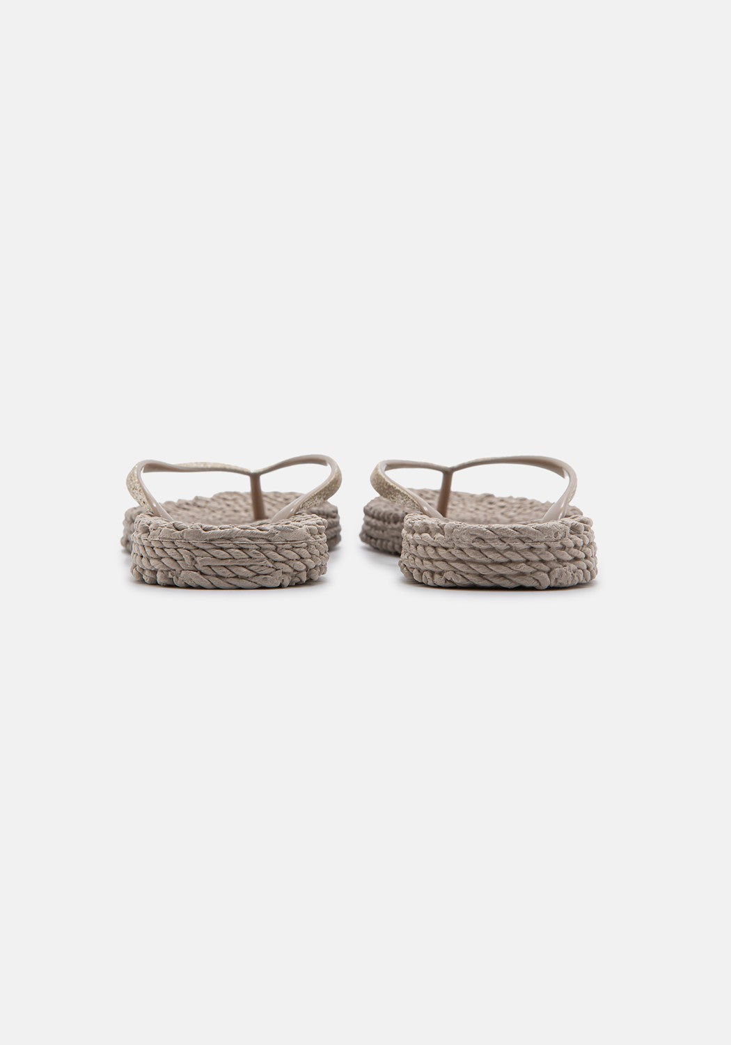 Flip Flop with Glitter atmosphere | Bildmaterial bereitgestellt von SHOES.PLEASE.