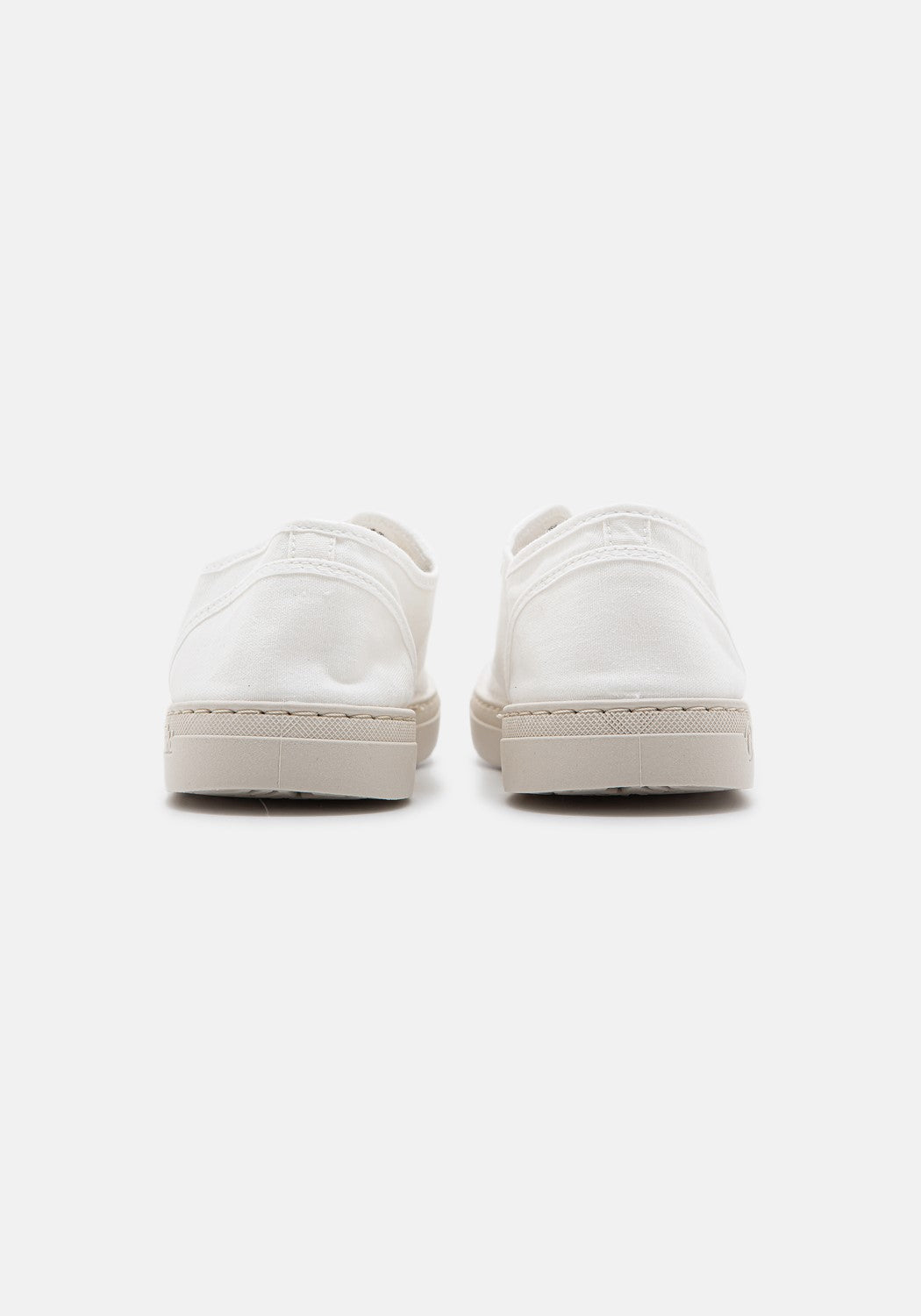 6602 Basket Tintado blanco | Bildmaterial bereitgestellt von SHOES.PLEASE.