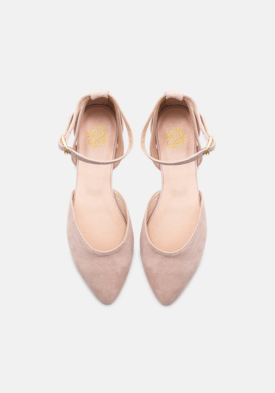 Beny 29 nude | Bildmaterial bereitgestellt von SHOES.PLEASE.
