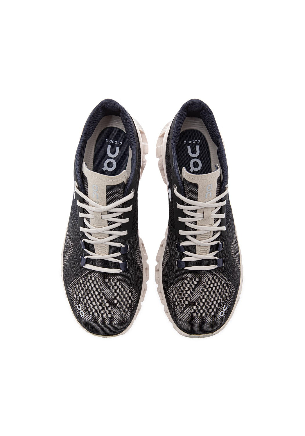 40.99592 W Cloud X black/pearl | Bildmaterial bereitgestellt von SHOES.PLEASE.