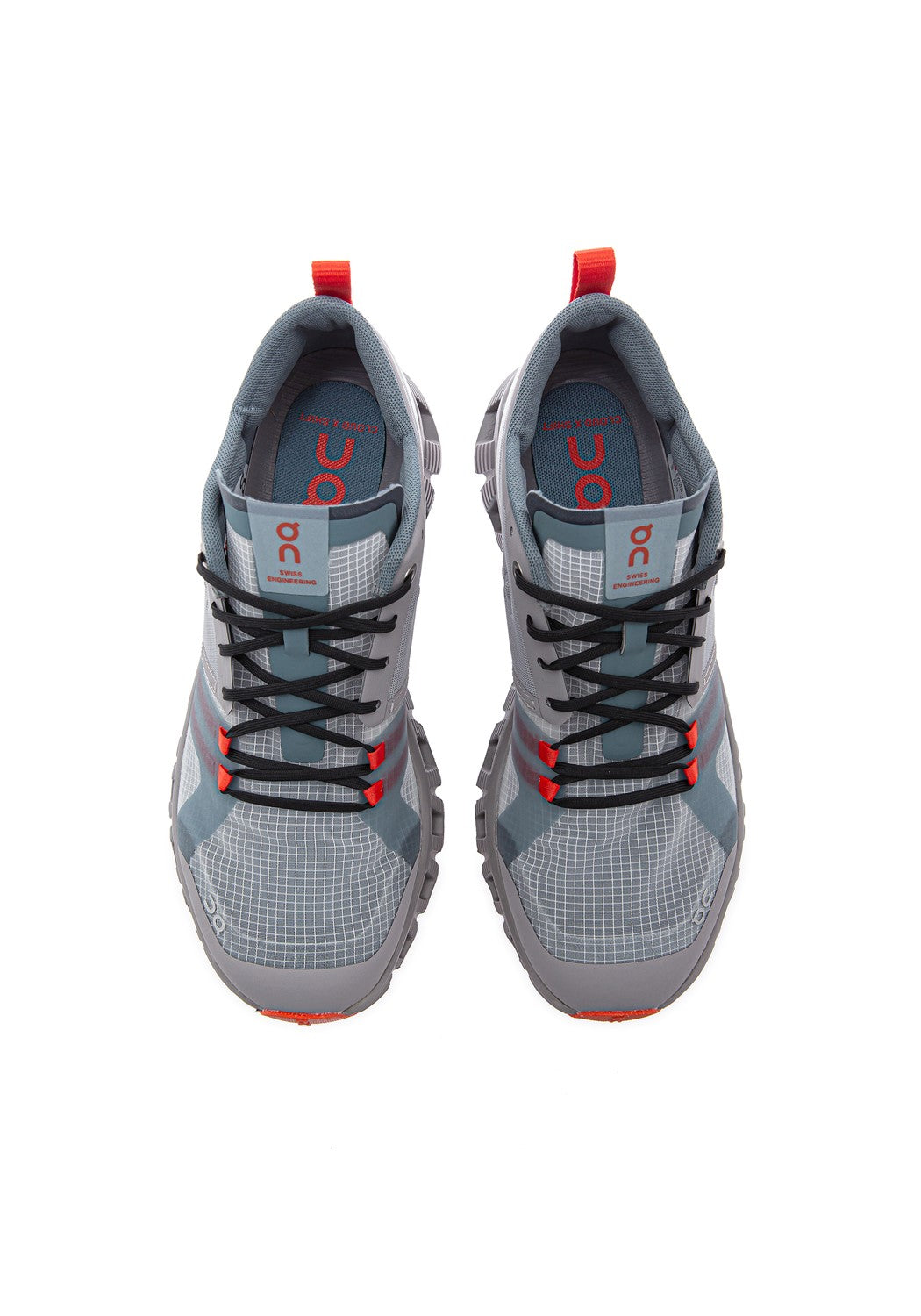 38.99121 W Cloud X Shift alloy/red | Bildmaterial bereitgestellt von SHOES.PLEASE.